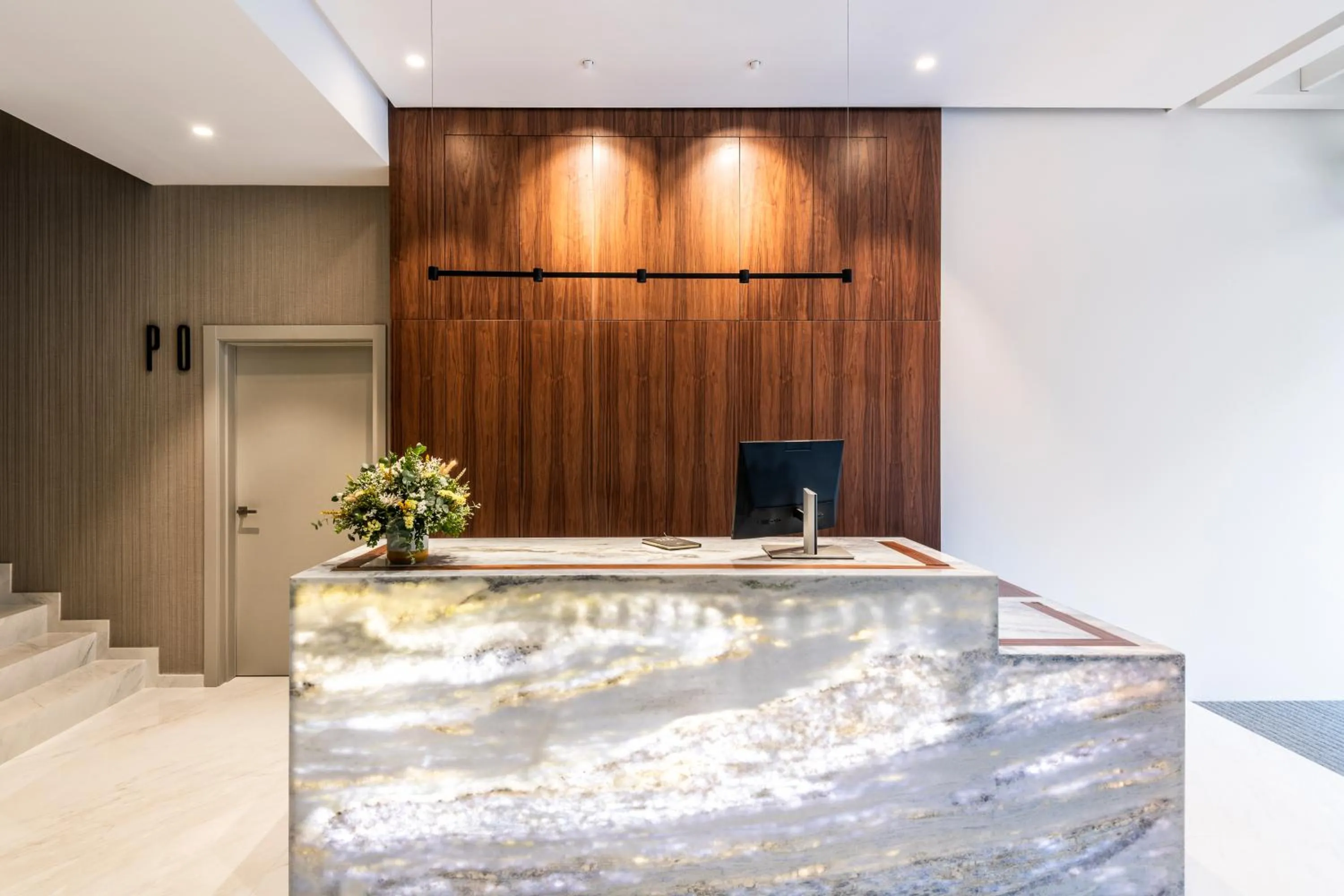 Lobby or reception in Apartamentos Core Suites Valencia