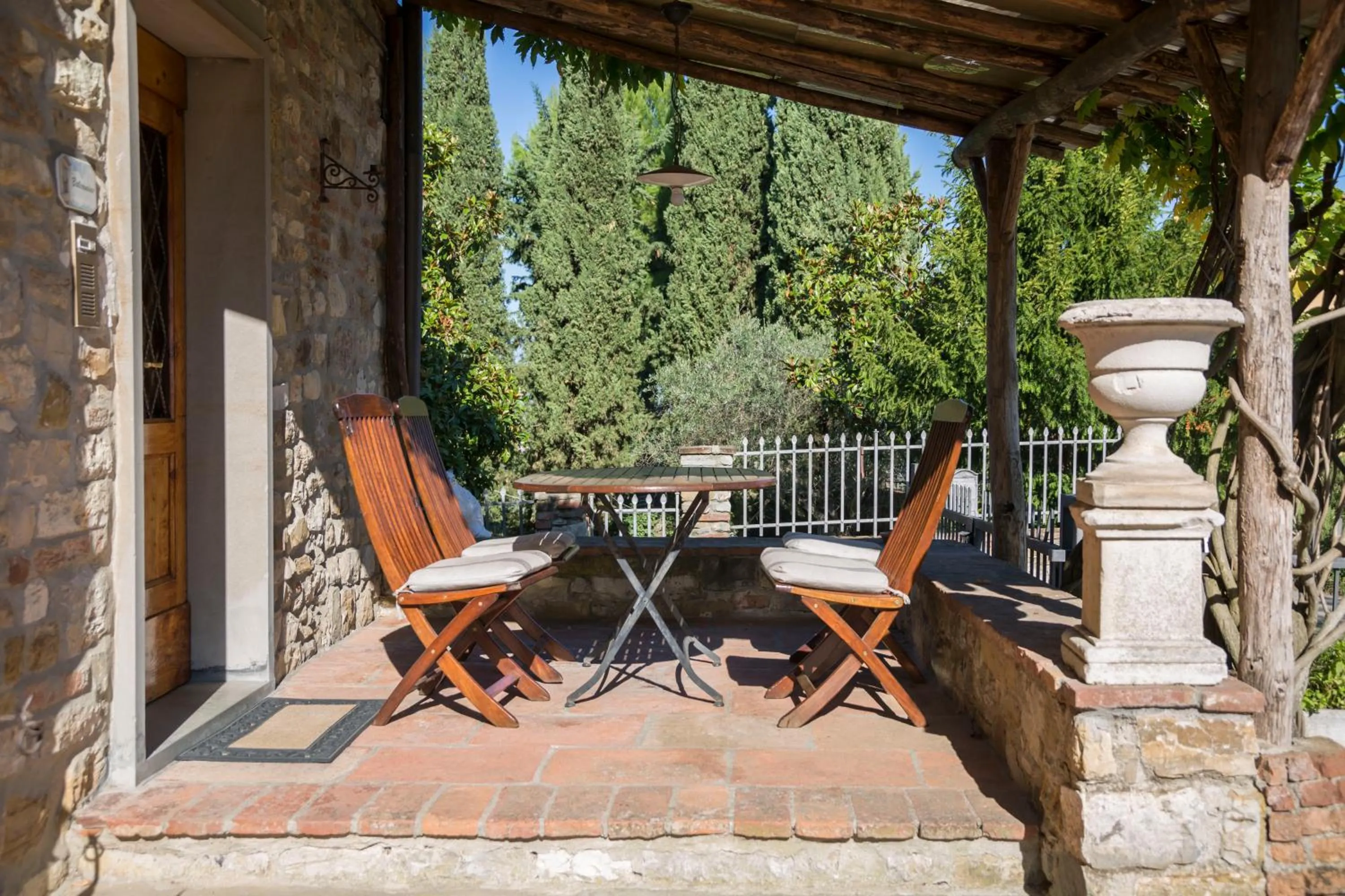 Patio in Fattoria Il Milione Agriturismo