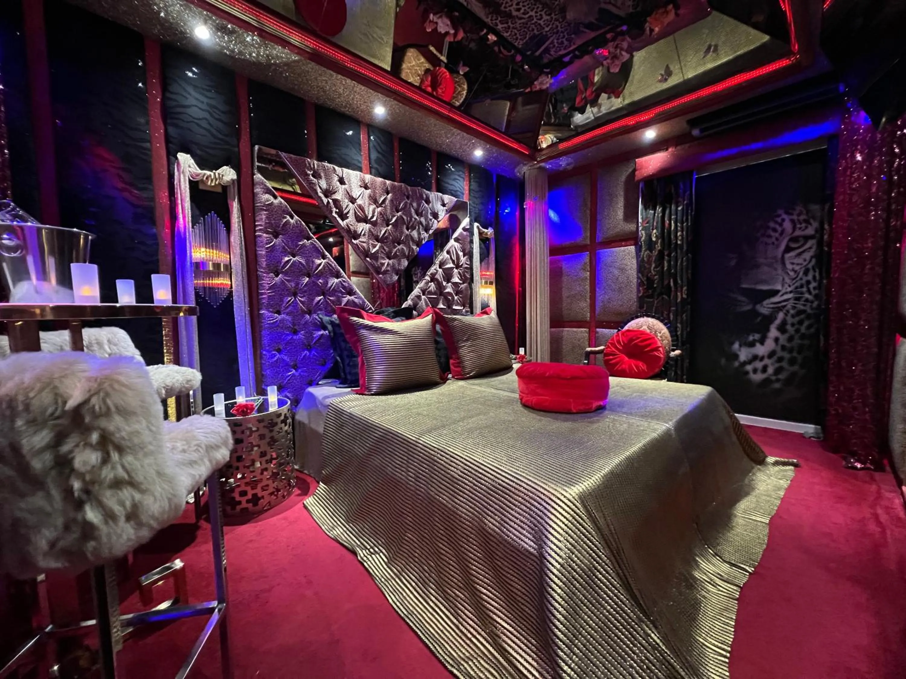 Bed in Priamos Hotel Erato