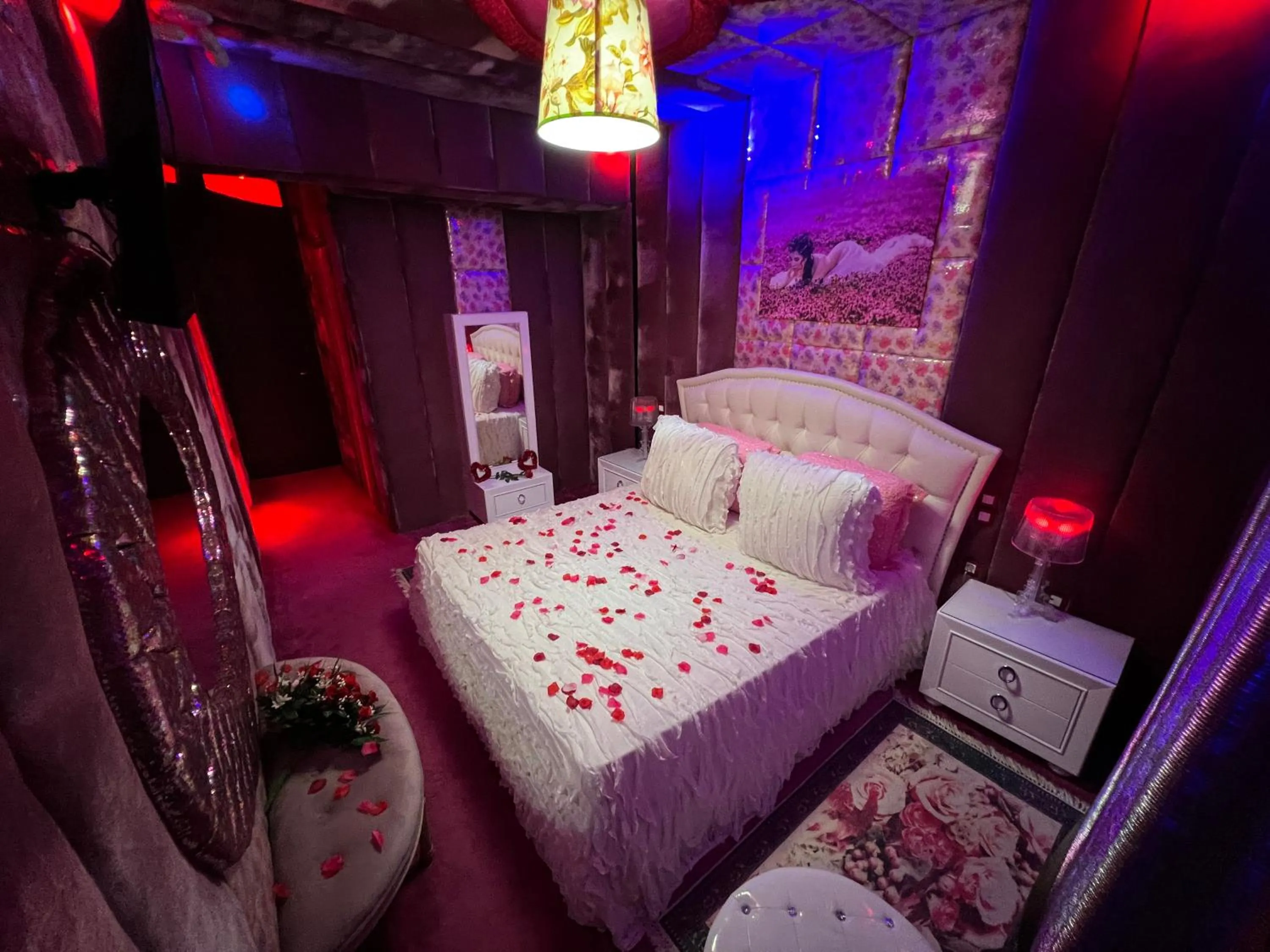 Bed in Priamos Hotel Erato