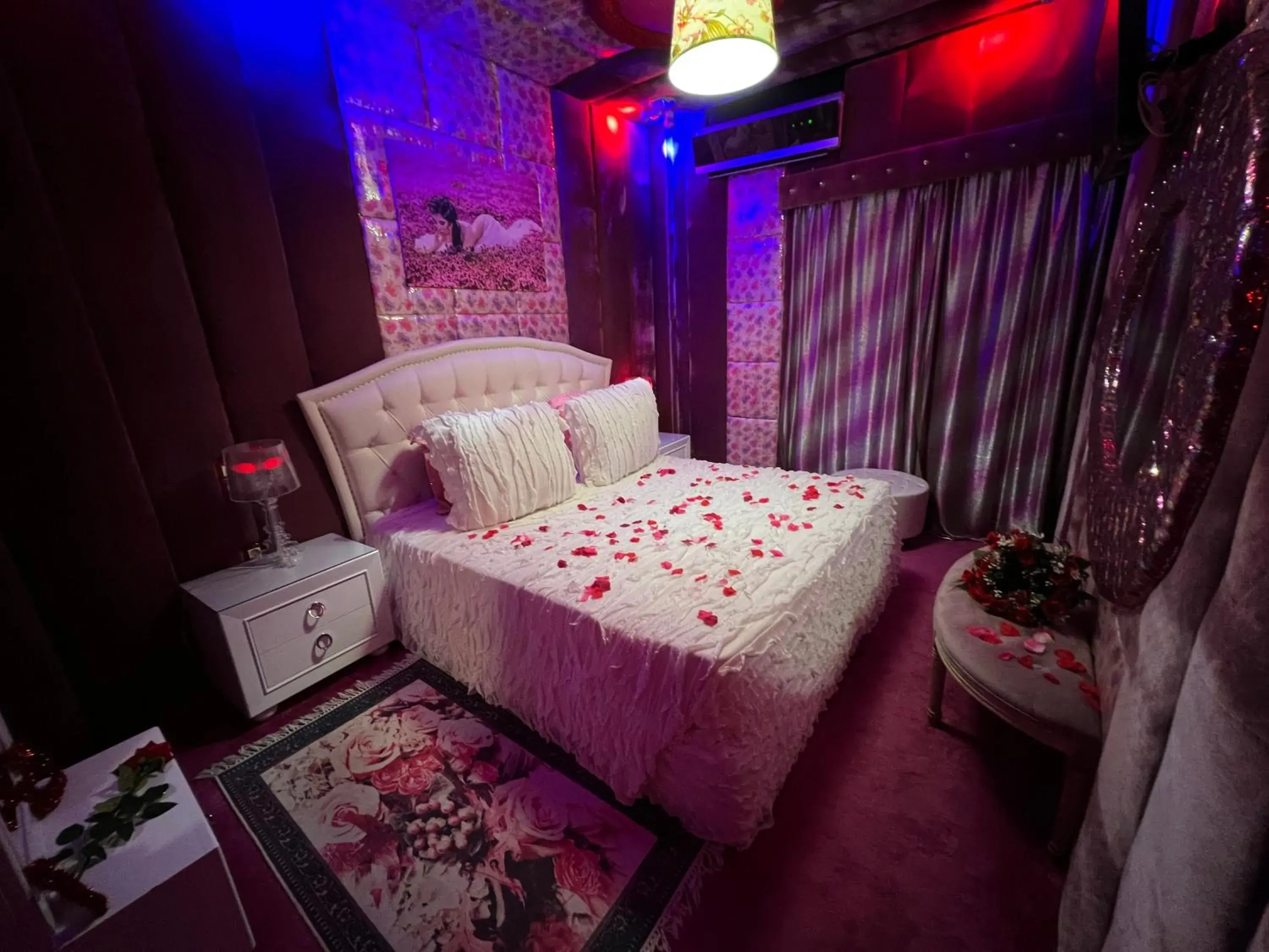 Queen Room with Balcony in Priamos Hotel Erato Queen Room with Balcony in Priamos Hotel Erato