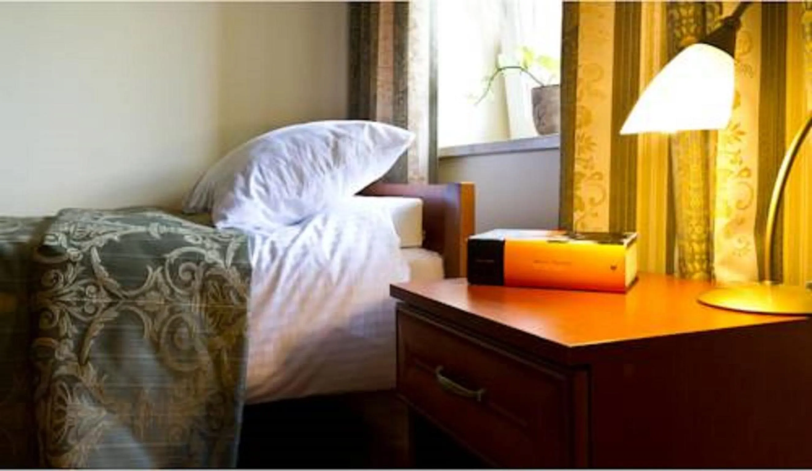 Photo of the whole room, Bed in HOTEL I RESTAURACJA BROCHÓW