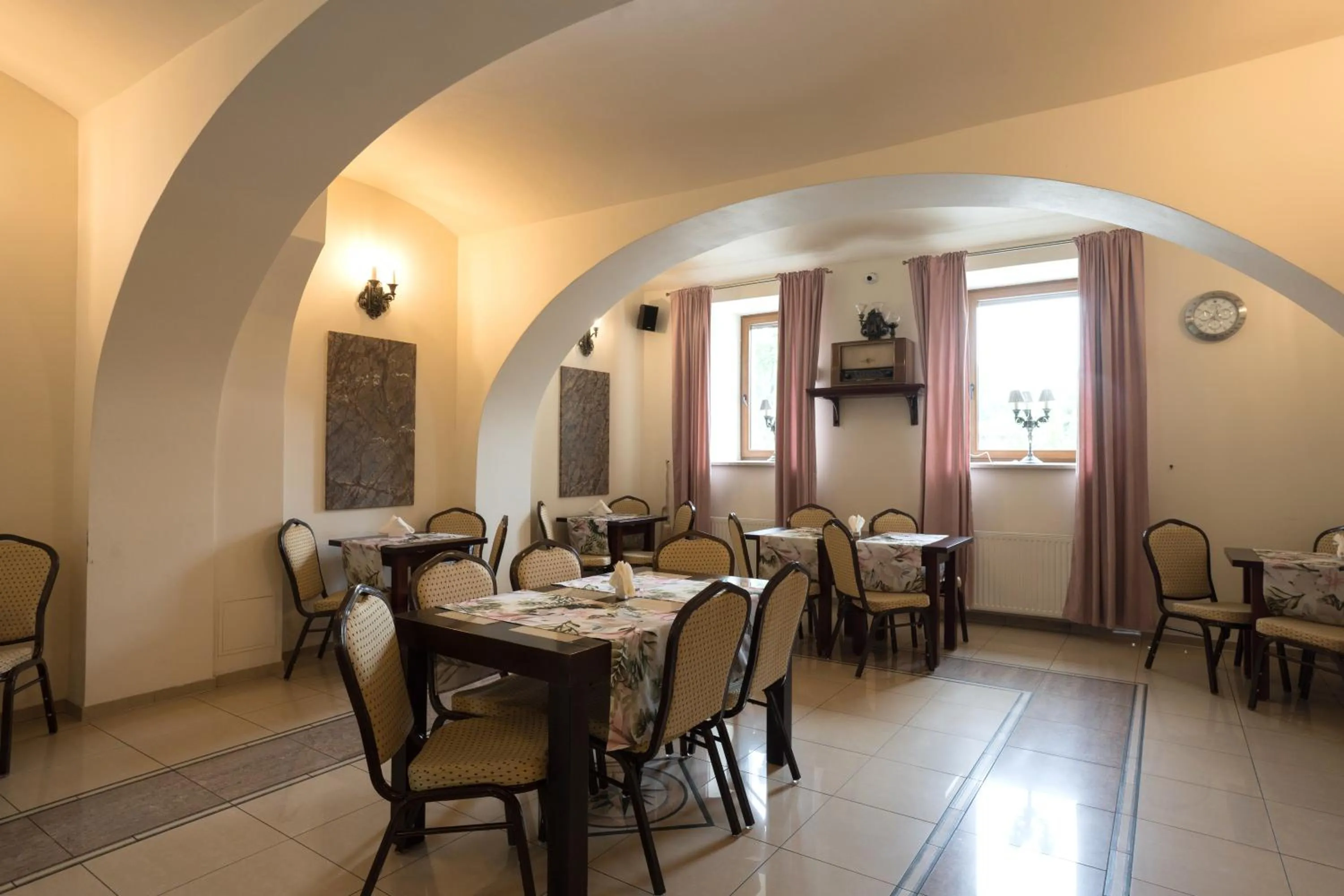 Restaurant/places to eat in HOTEL I RESTAURACJA BROCHÓW