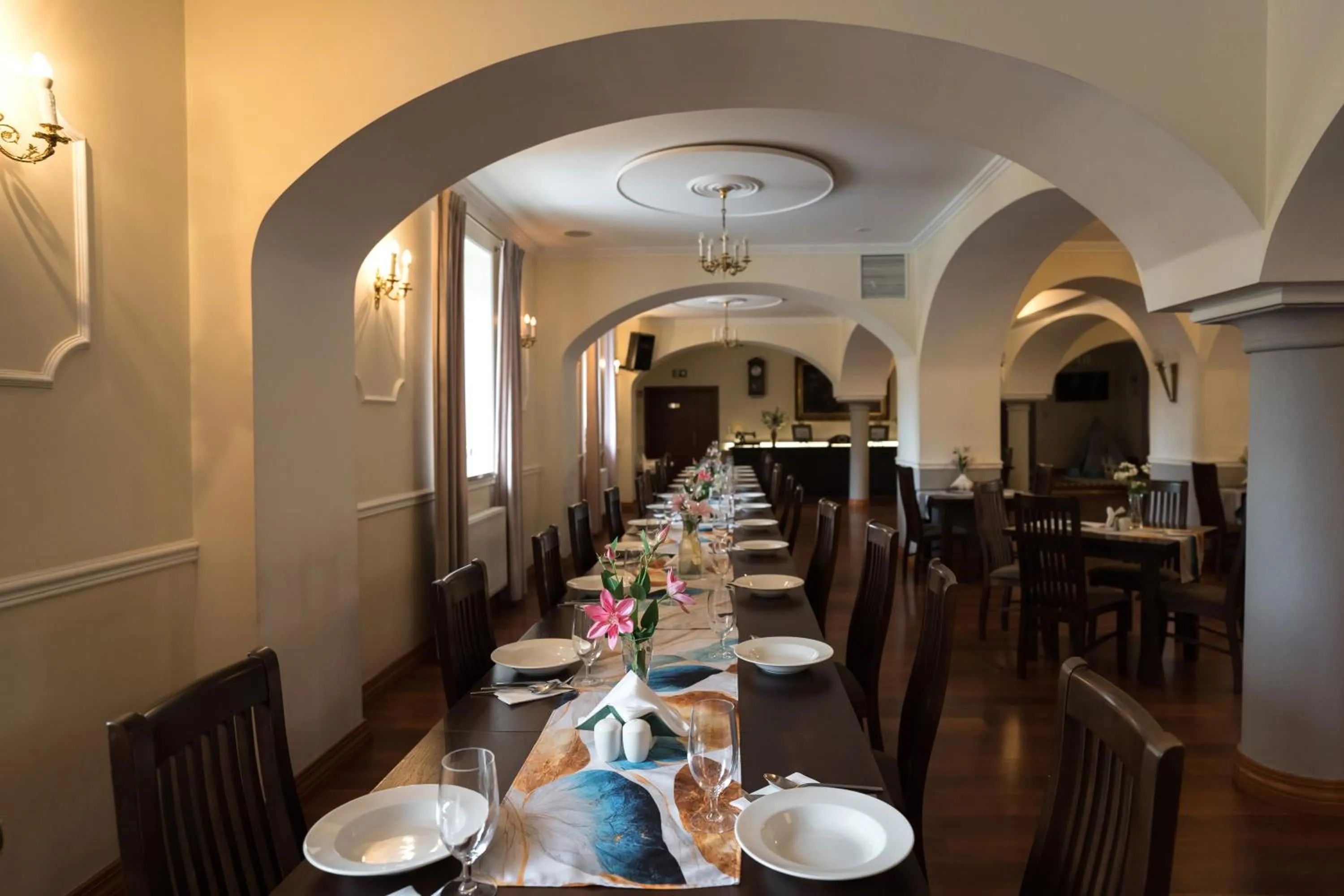 Restaurant/places to eat in HOTEL I RESTAURACJA BROCHÓW