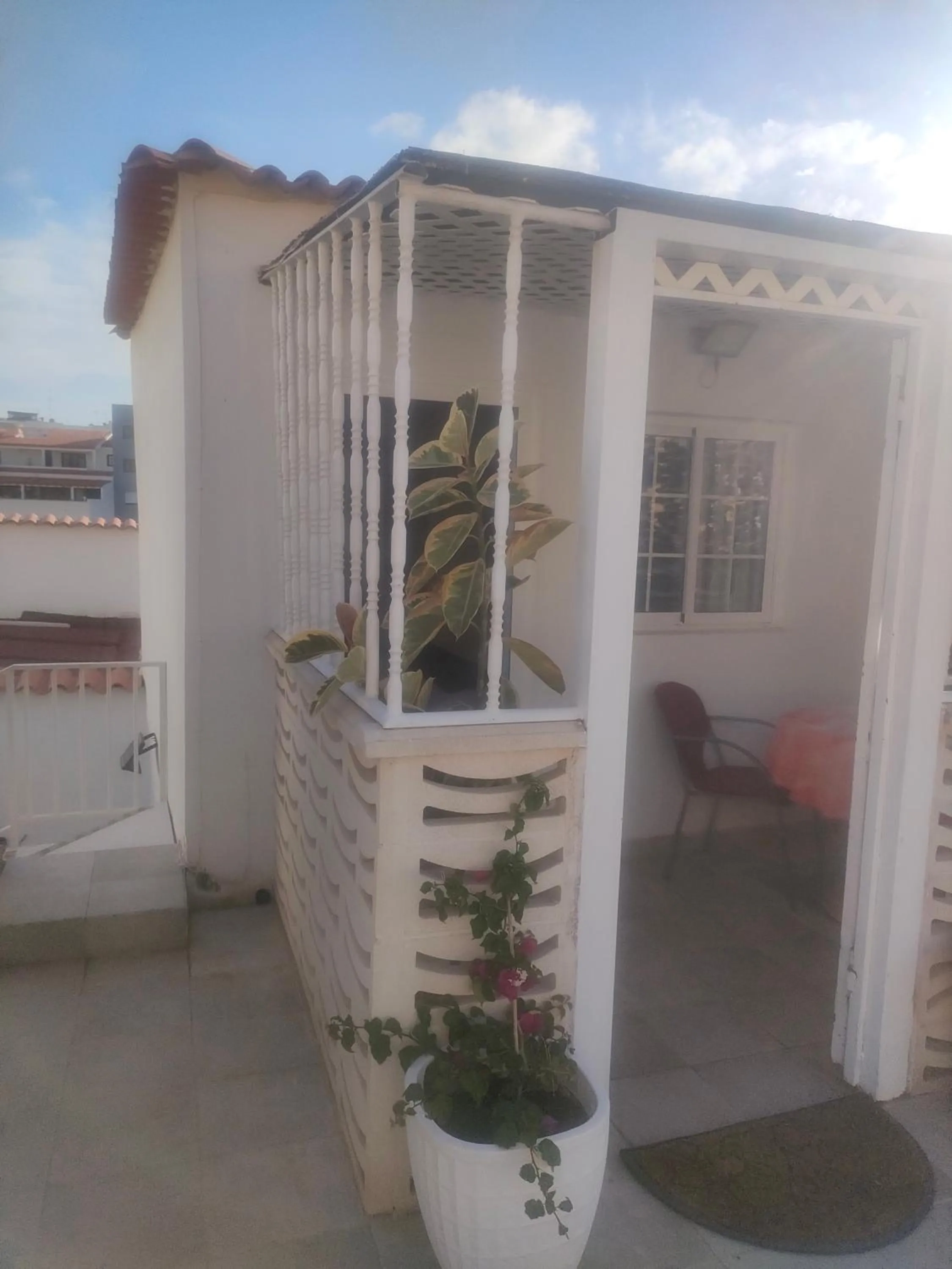 Alba 2 apartamento y Alba 3 habitación con baño