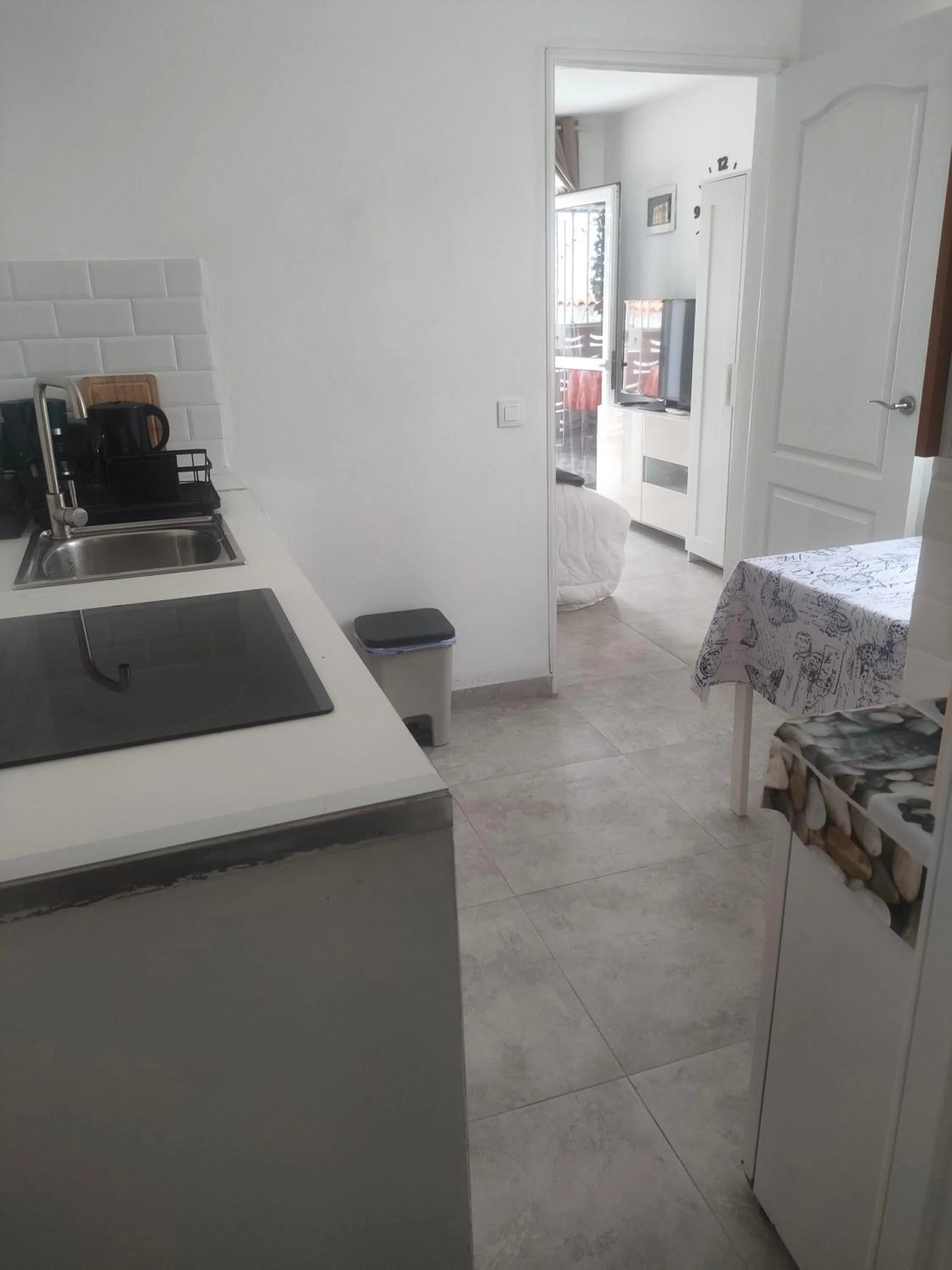 Alba 2 apartamento y Alba 3 habitación con baño