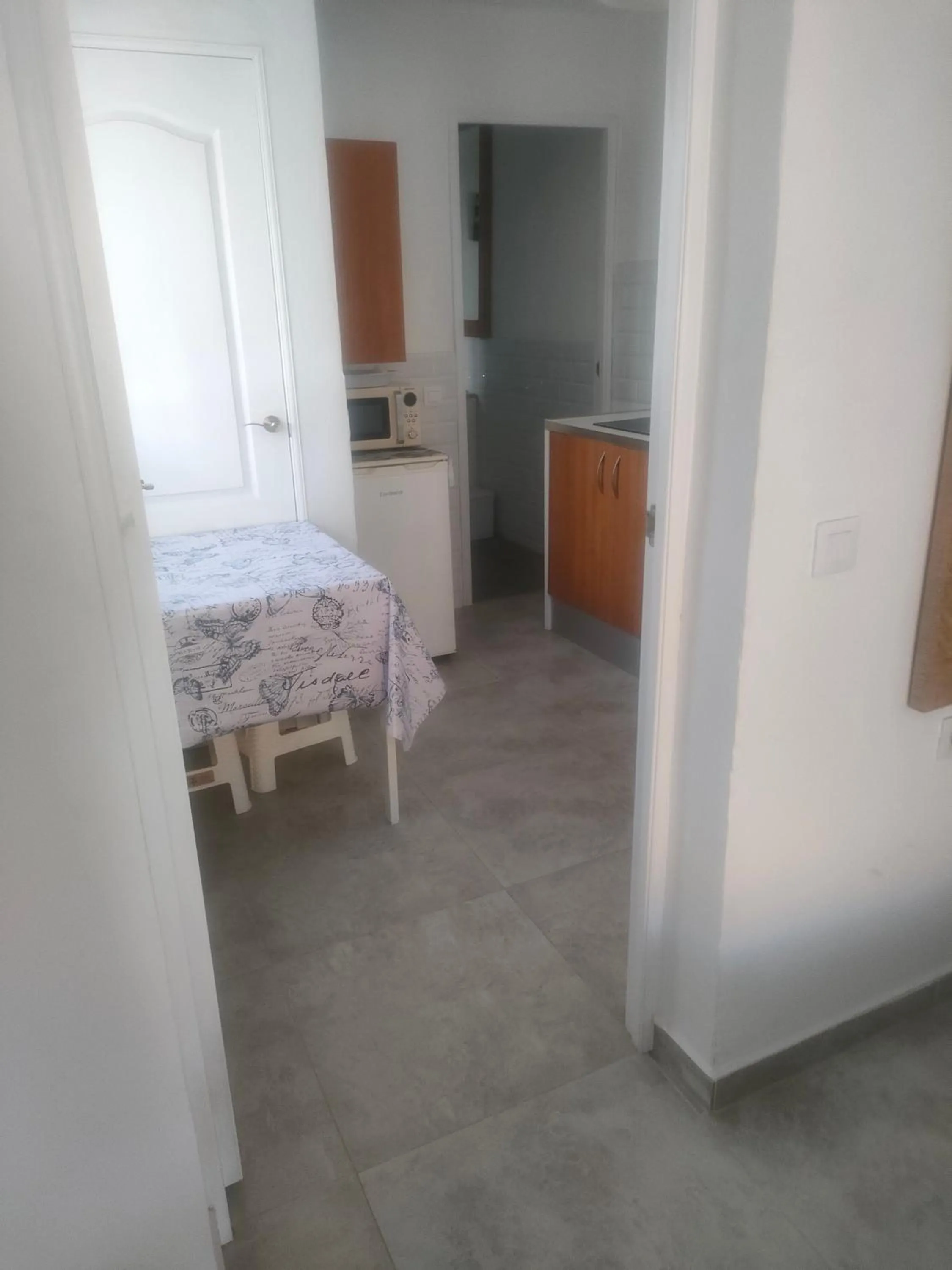 Alba 2 apartamento y Alba 3 habitación con baño