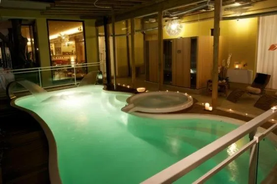 Swimming pool in Park Hotel Kursaal