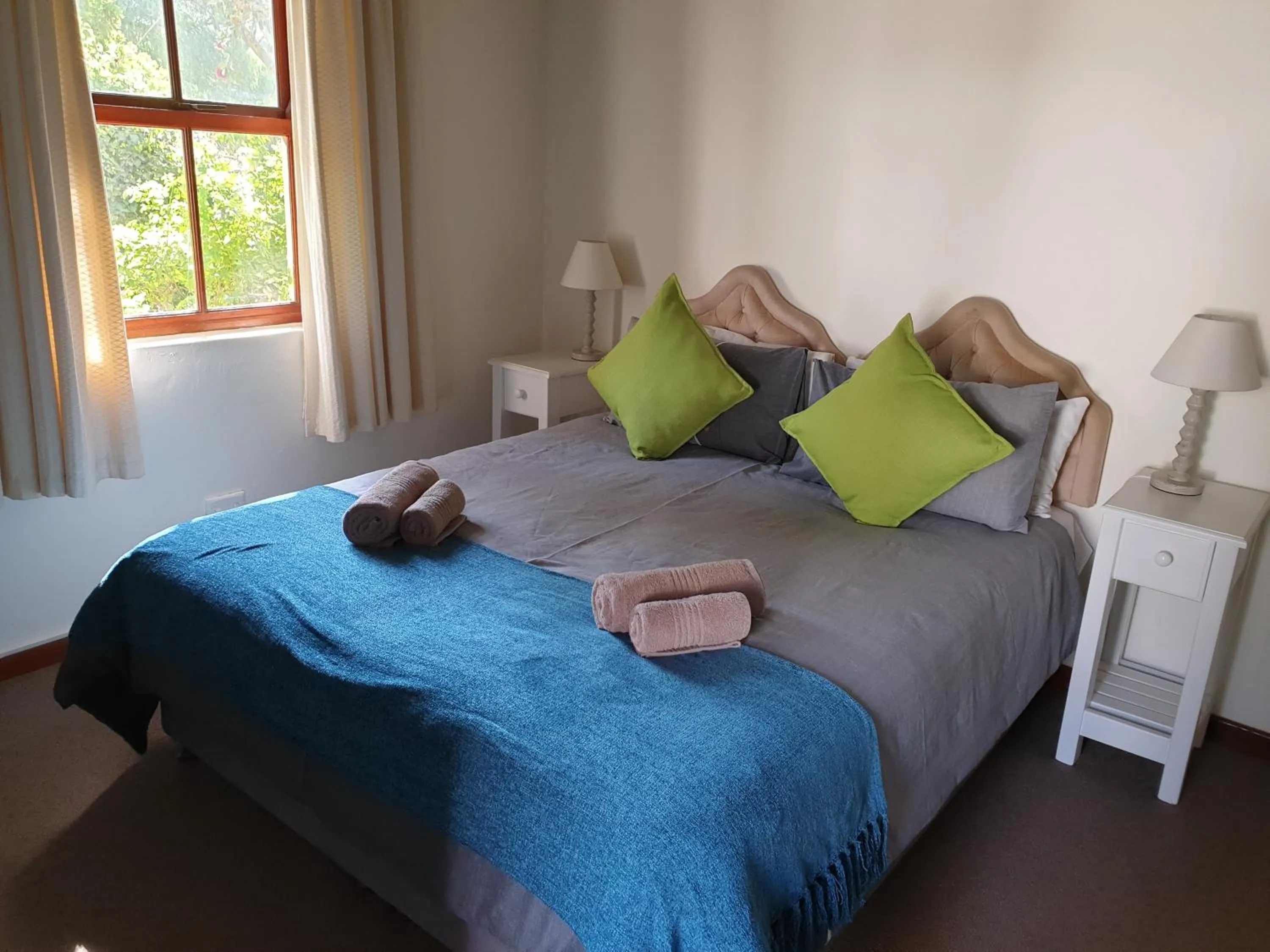 Bedroom, Bed in Malagas Hotel