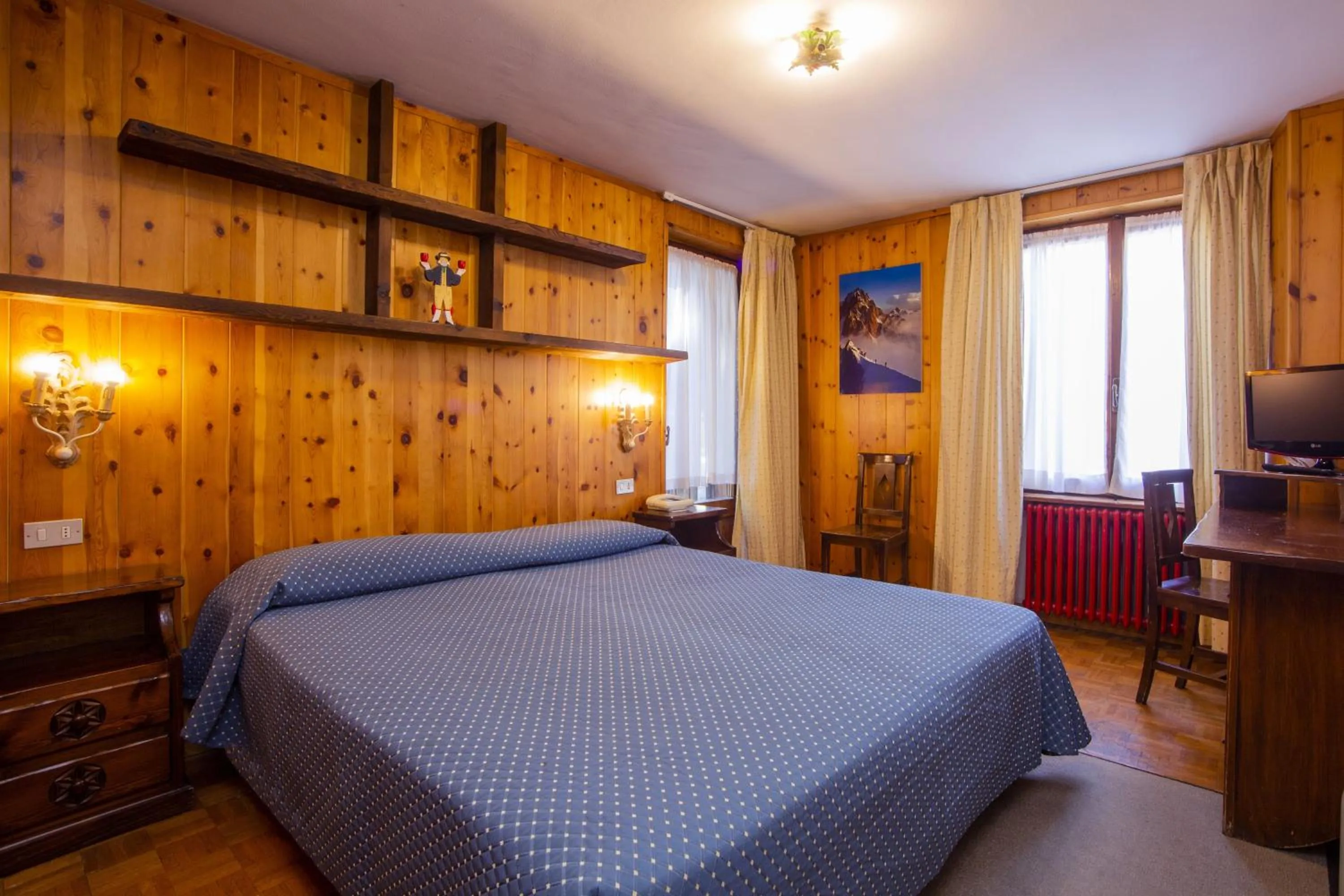 Bedroom in Hotel Cristallo