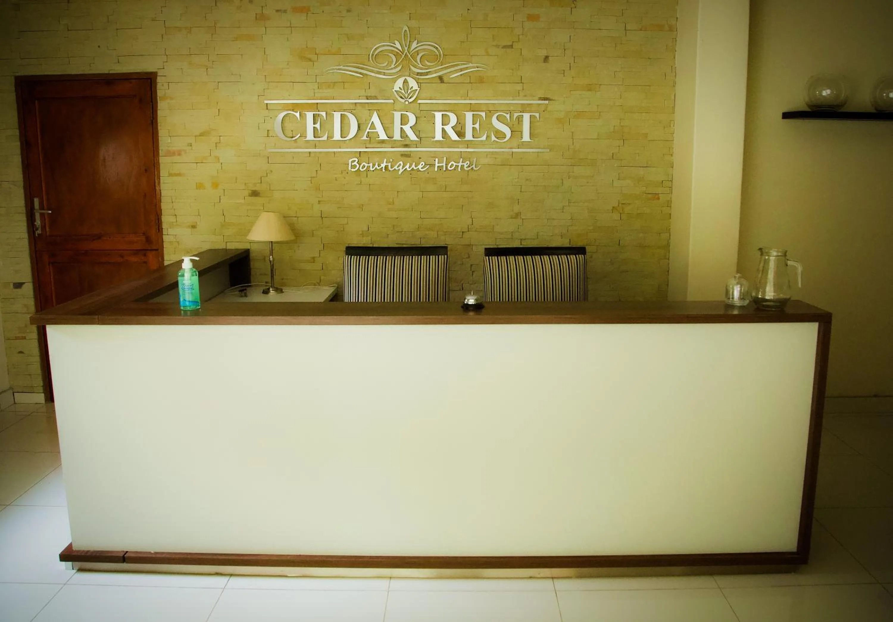 Lobby or reception in Cedar Rest Boutique Hotel