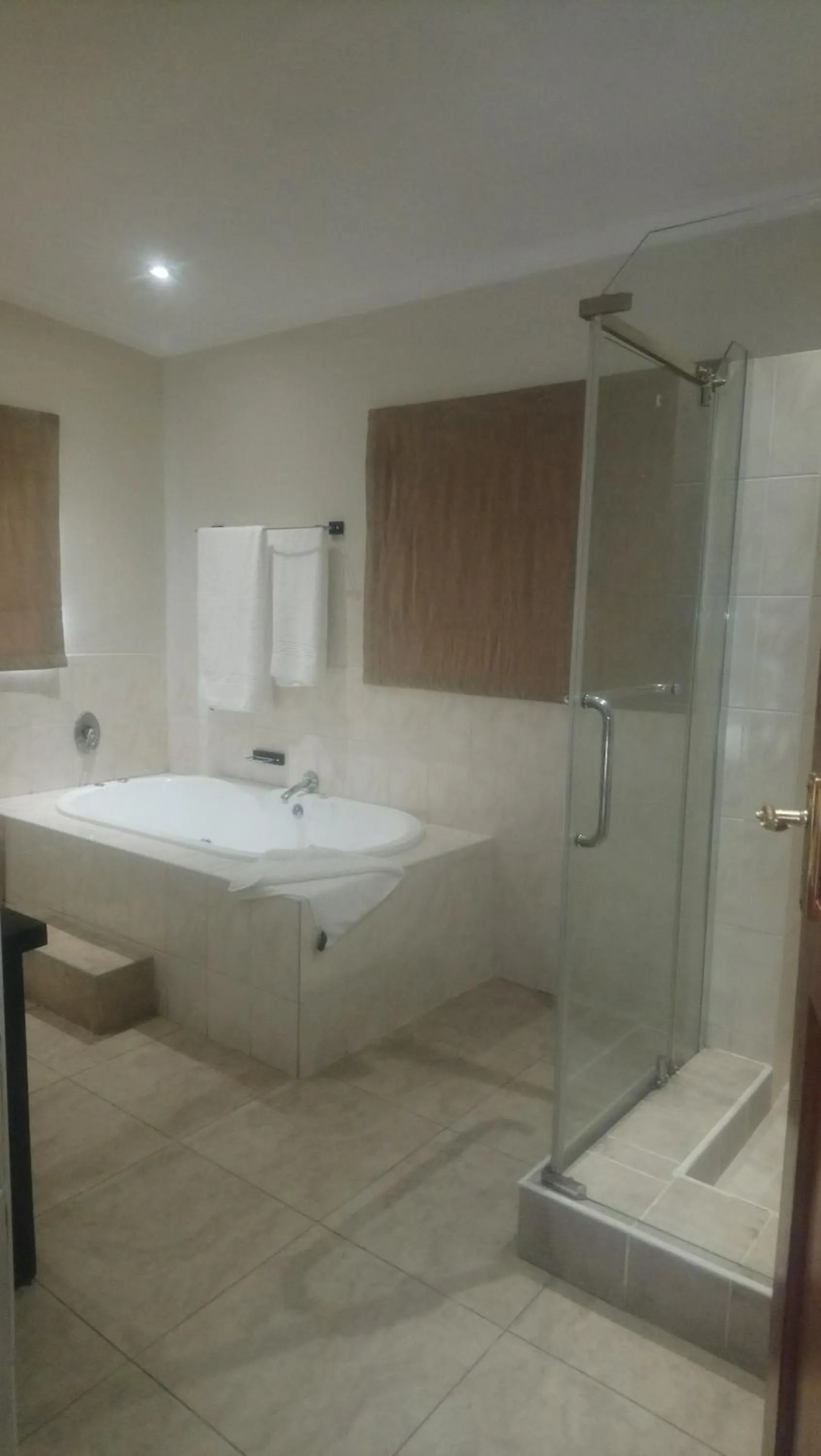 Bathroom in Cedar Rest Boutique Hotel