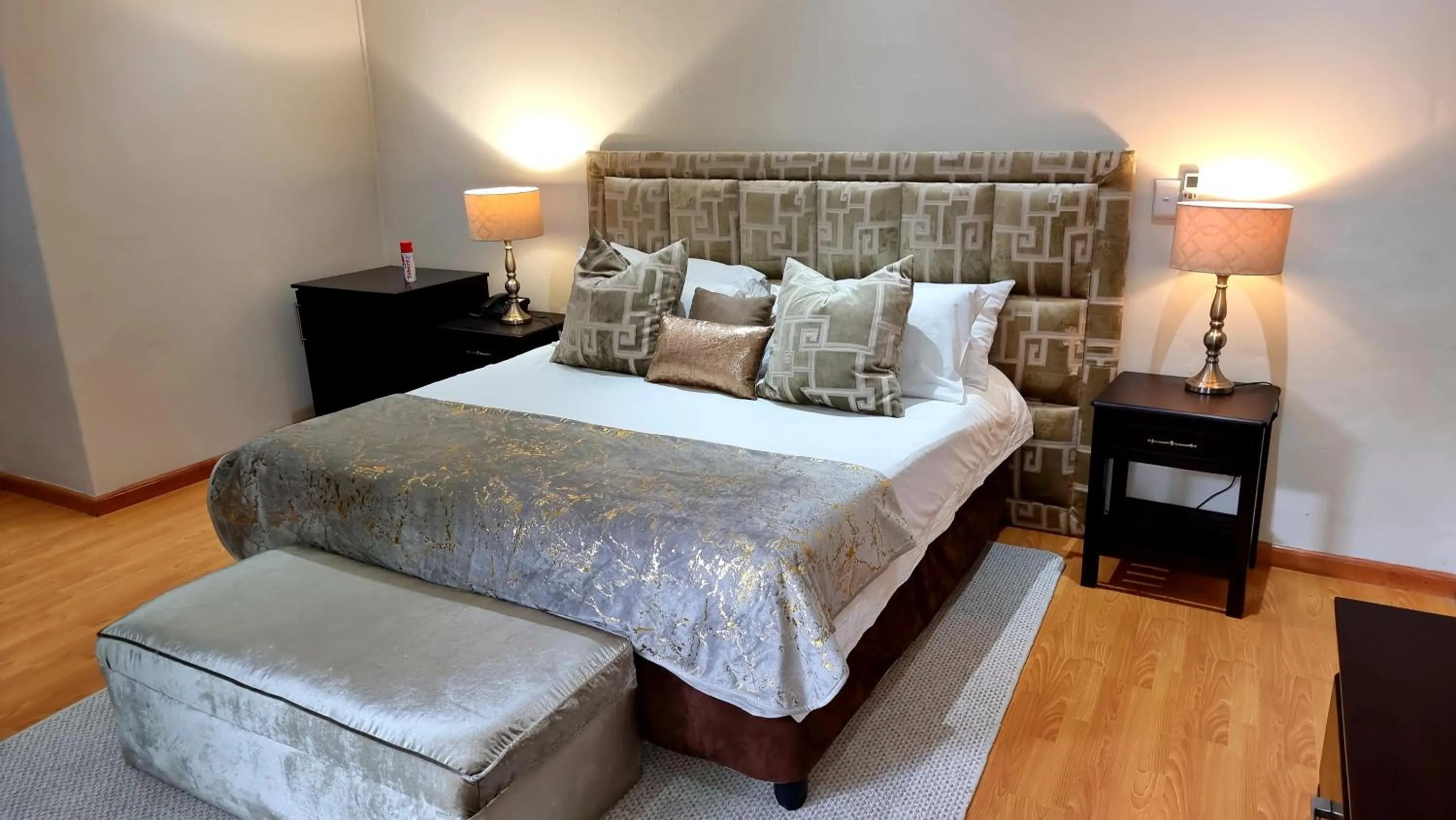 Bedroom in Cedar Rest Boutique Hotel