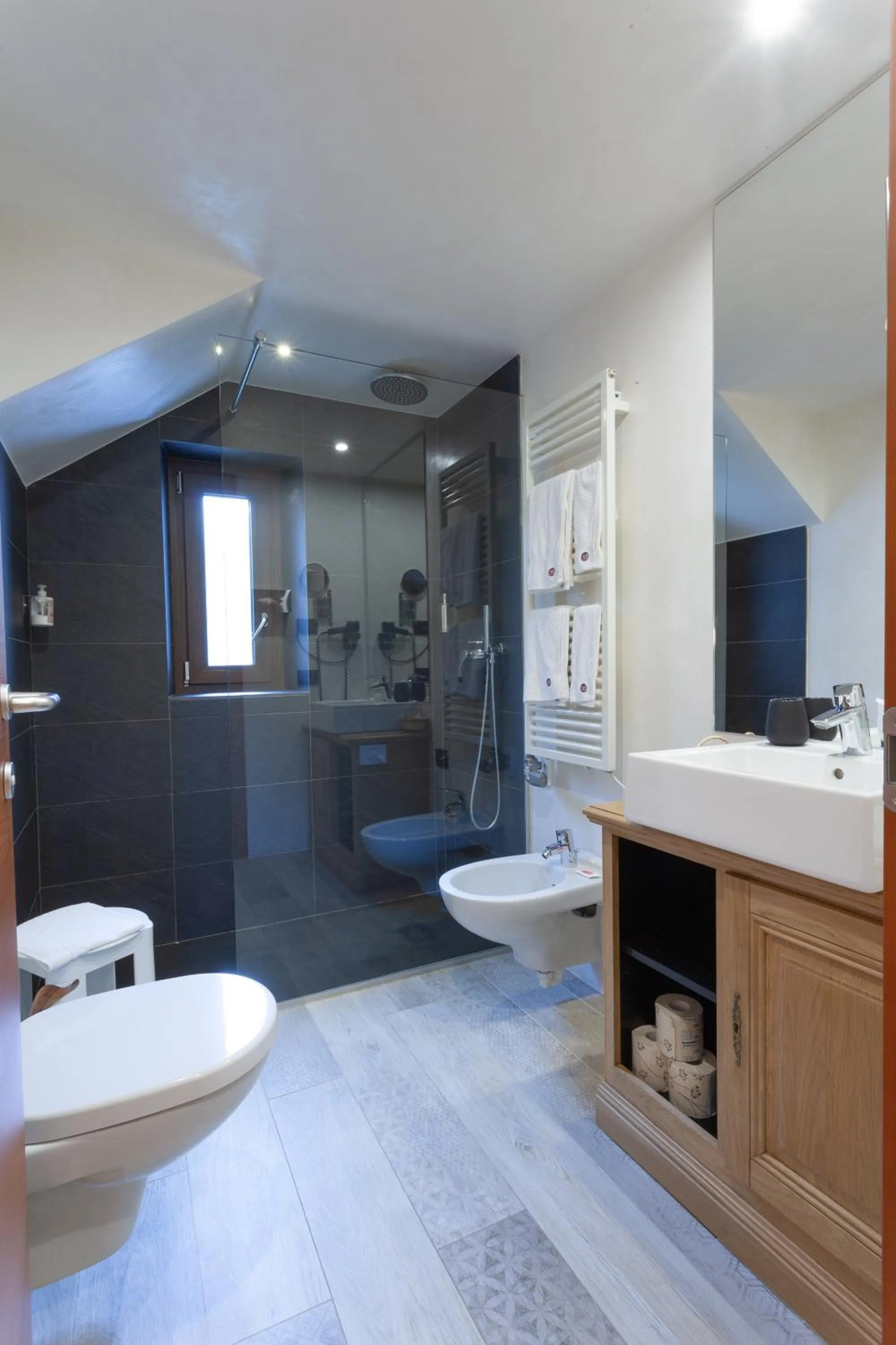 Bathroom in Hotel Berthod