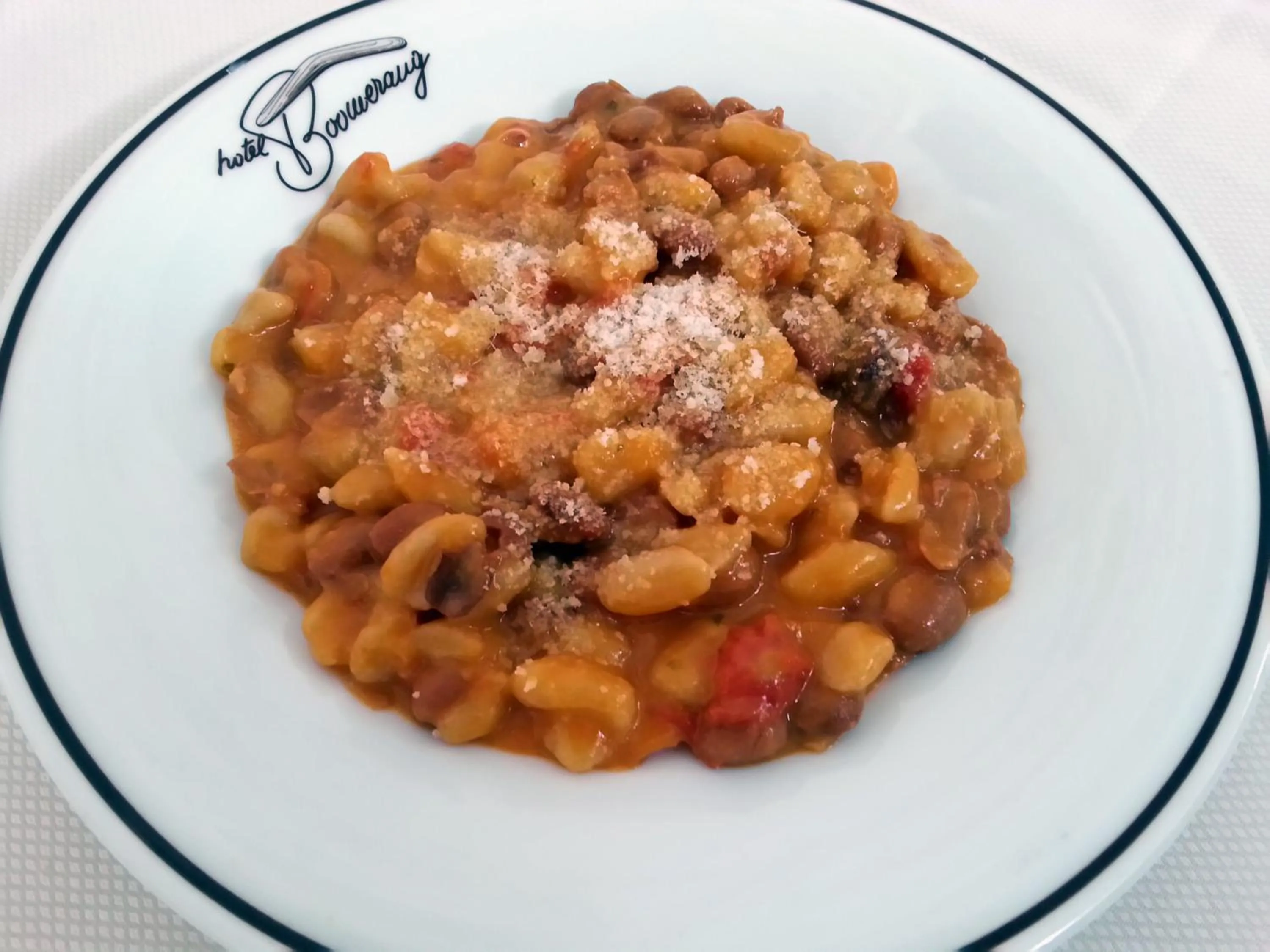 Food in Hotel Boomerang - Check-in & Meals in front at hotel Sporting