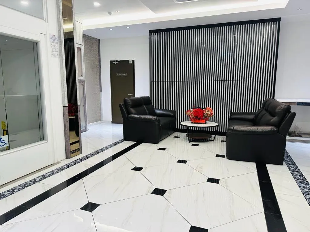 T SQUARE HOTEL (IPOH)