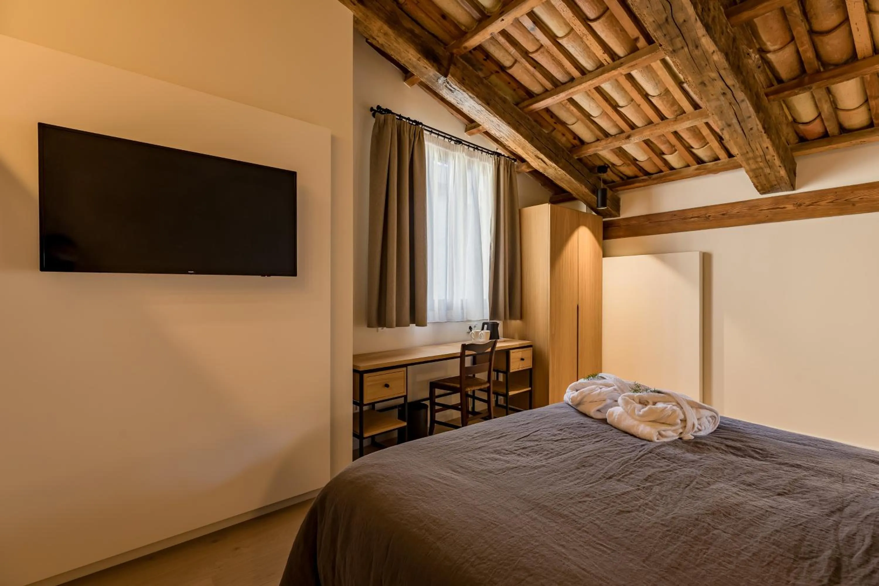 Bedroom, Bed in Hotel Can Cirera