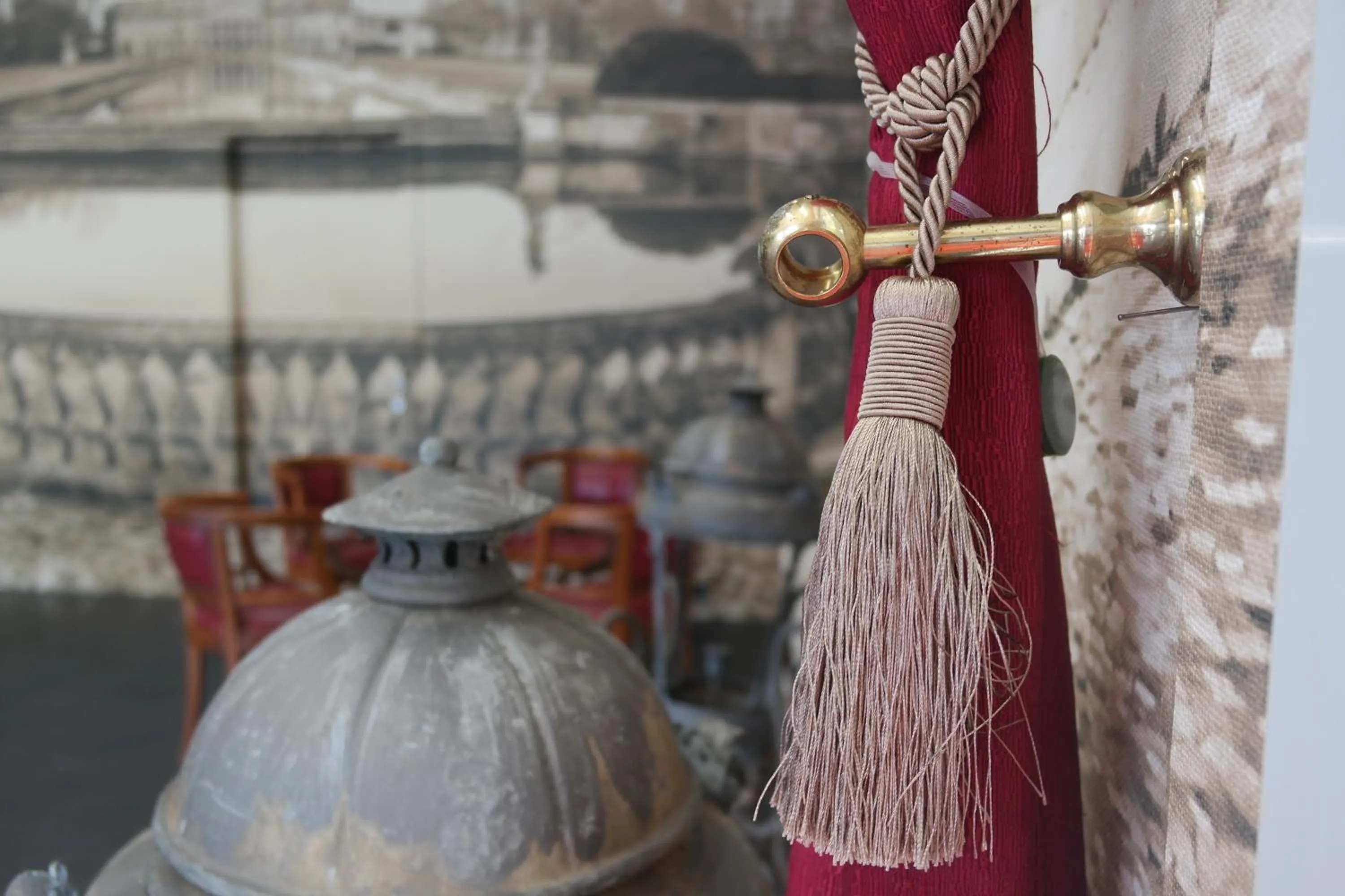 Decorative detail in Hotel Paradiso