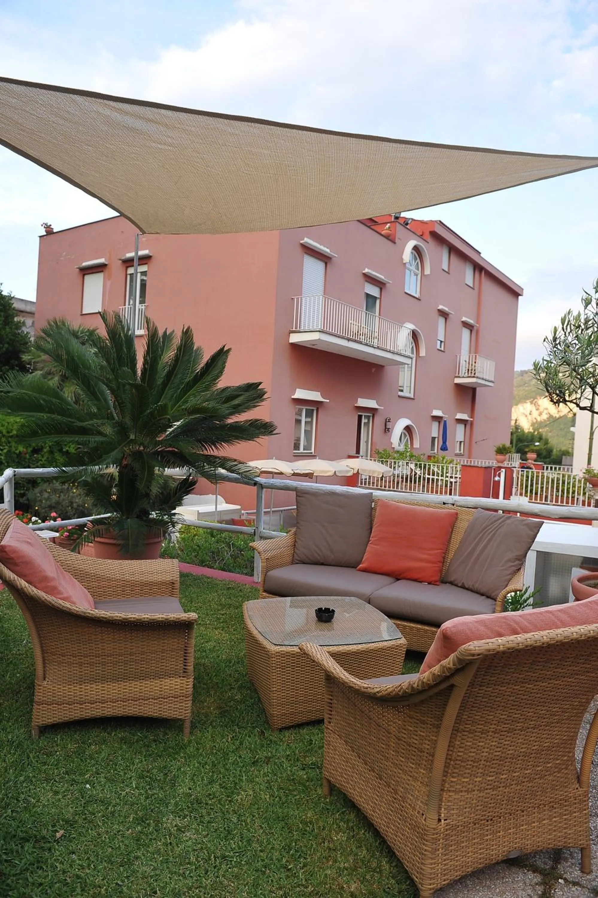 Property building in Palatium Mari