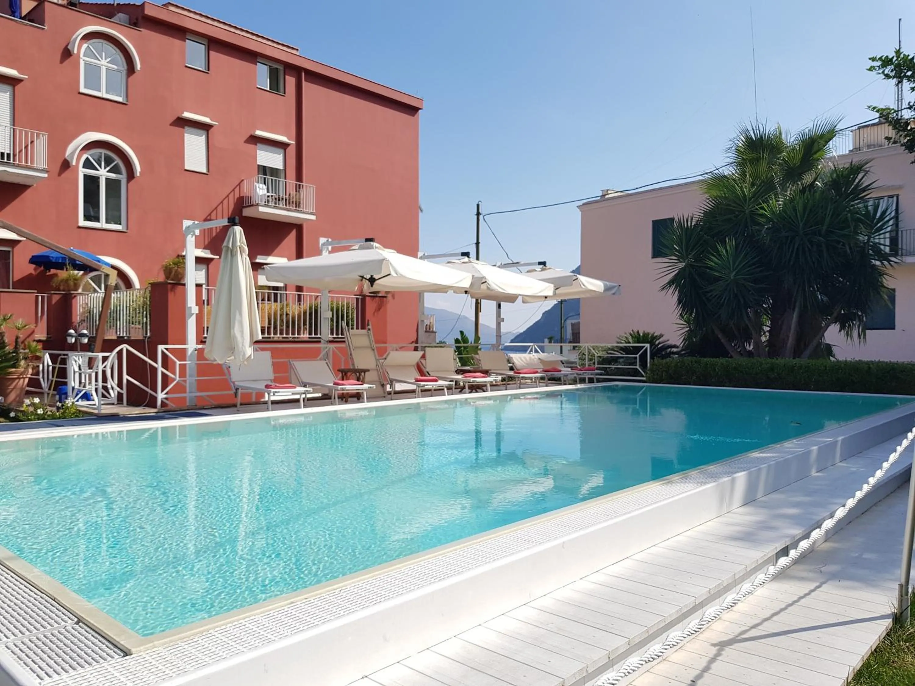 Swimming pool in Palatium Mari