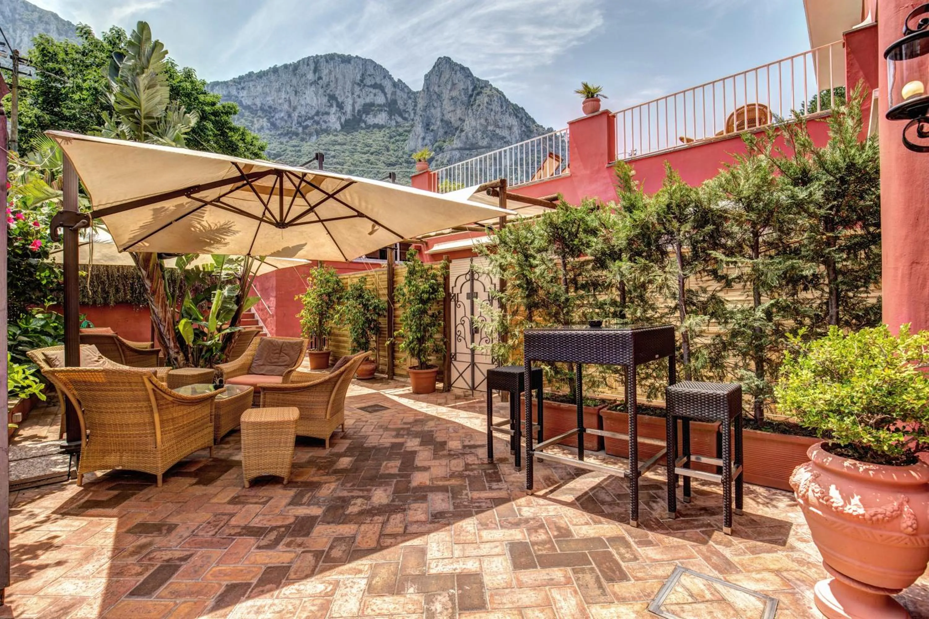 Patio in Palatium Mari