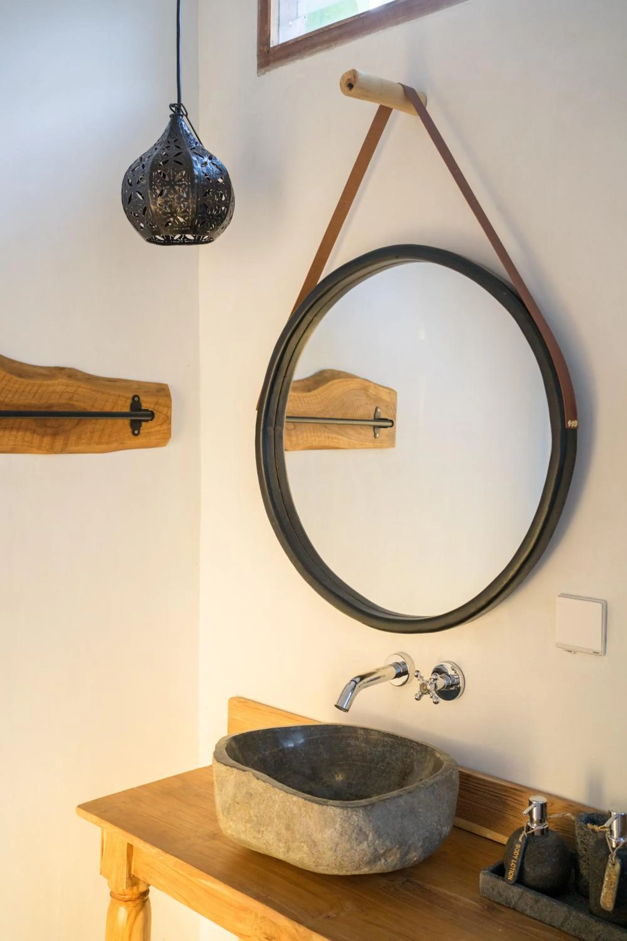 Bathroom in Nagara Boutique Hotel