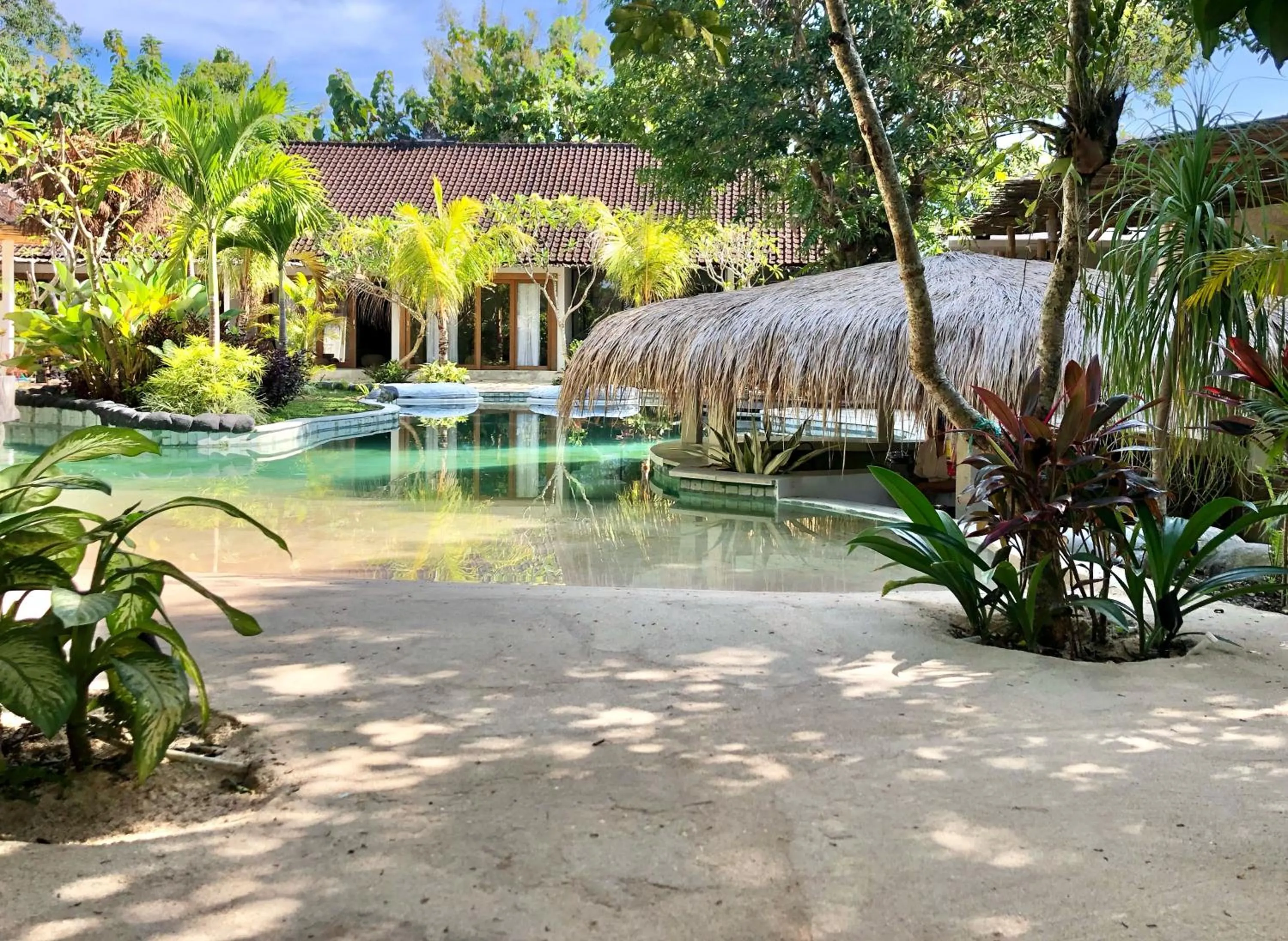Swimming pool in Nagara Boutique Hotel