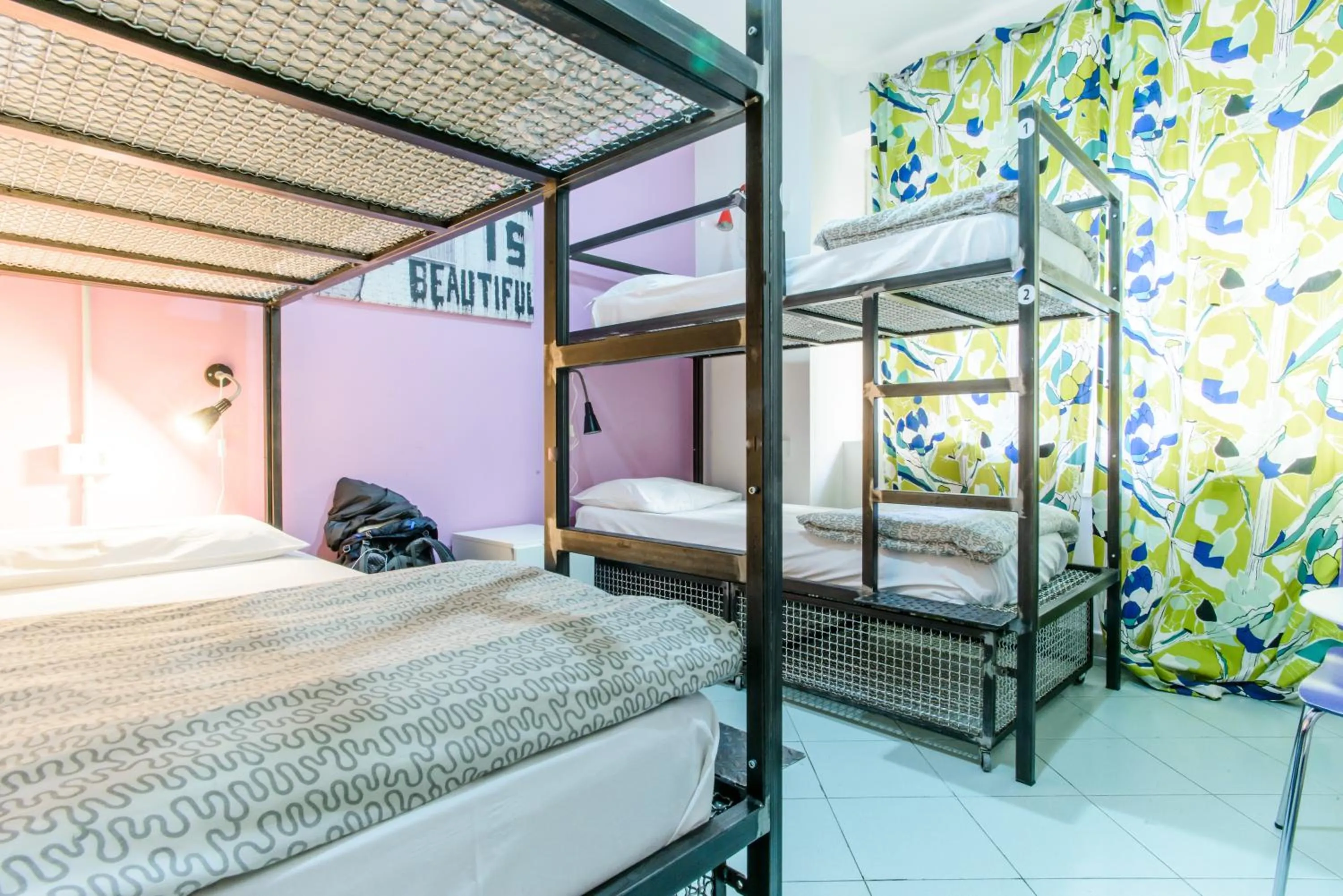 bunk bed, Bed in Hostel of the Sun