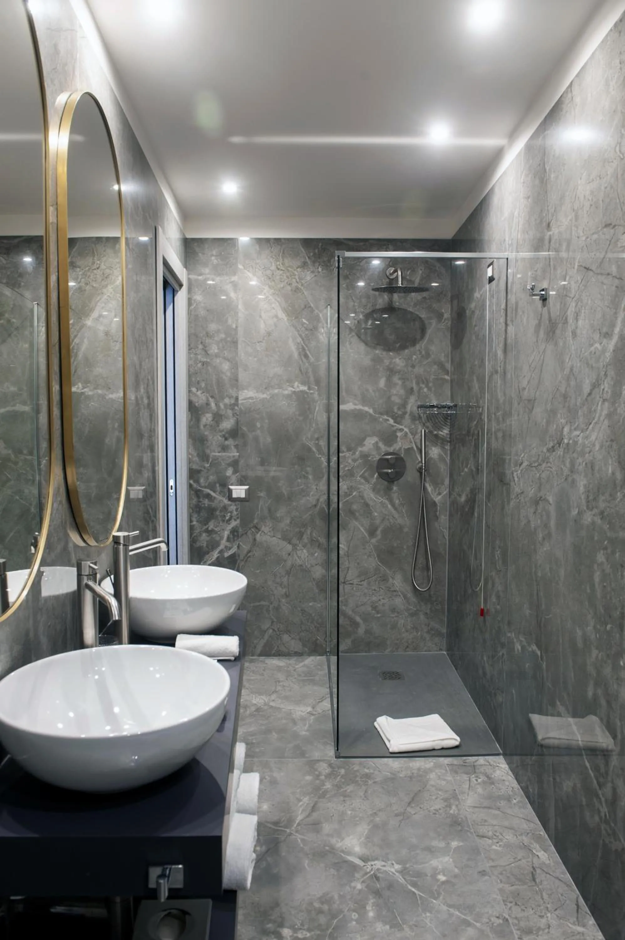 Bathroom in Antico Albergo del Sole al Pantheon