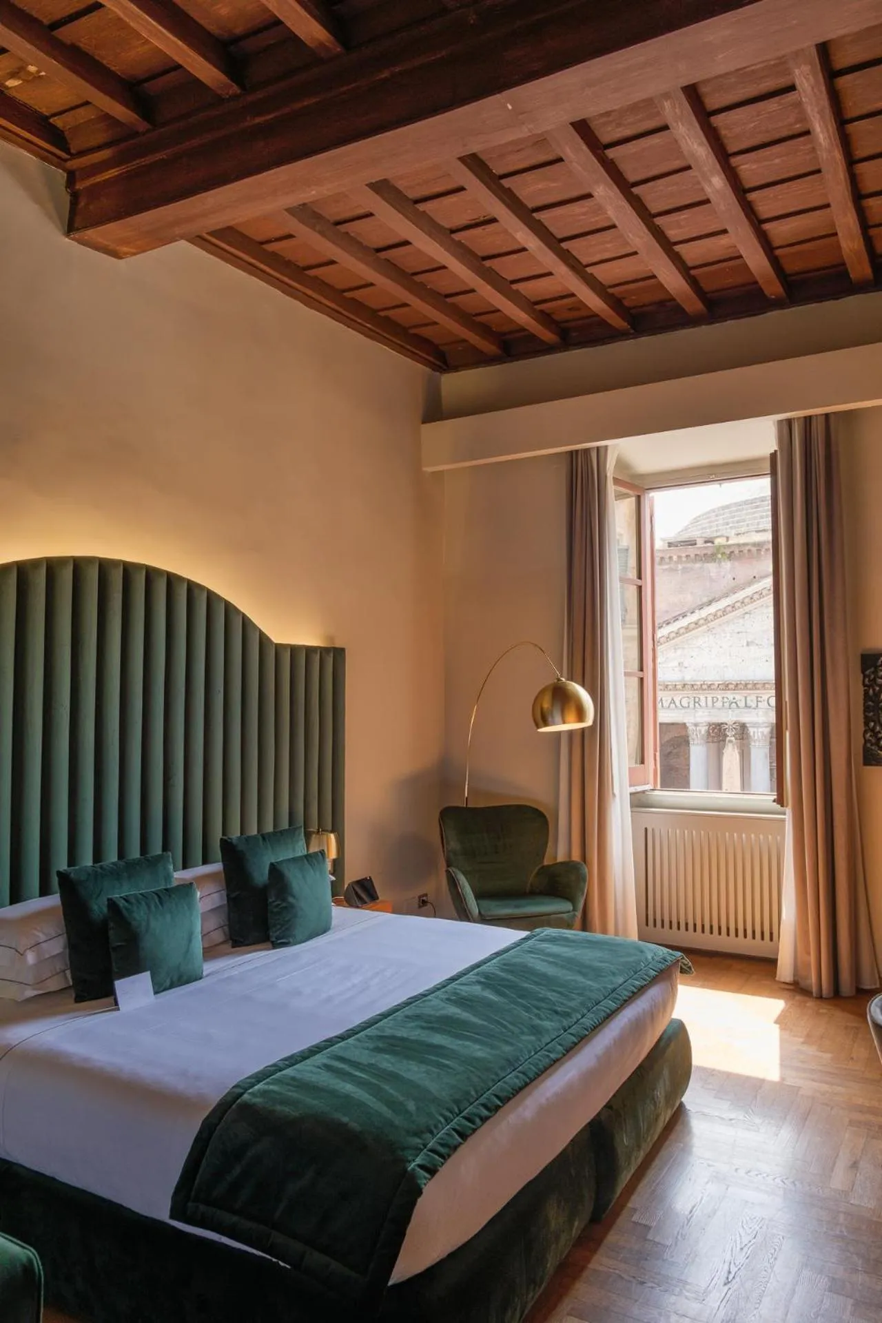 Bedroom, Bed in Antico Albergo del Sole al Pantheon