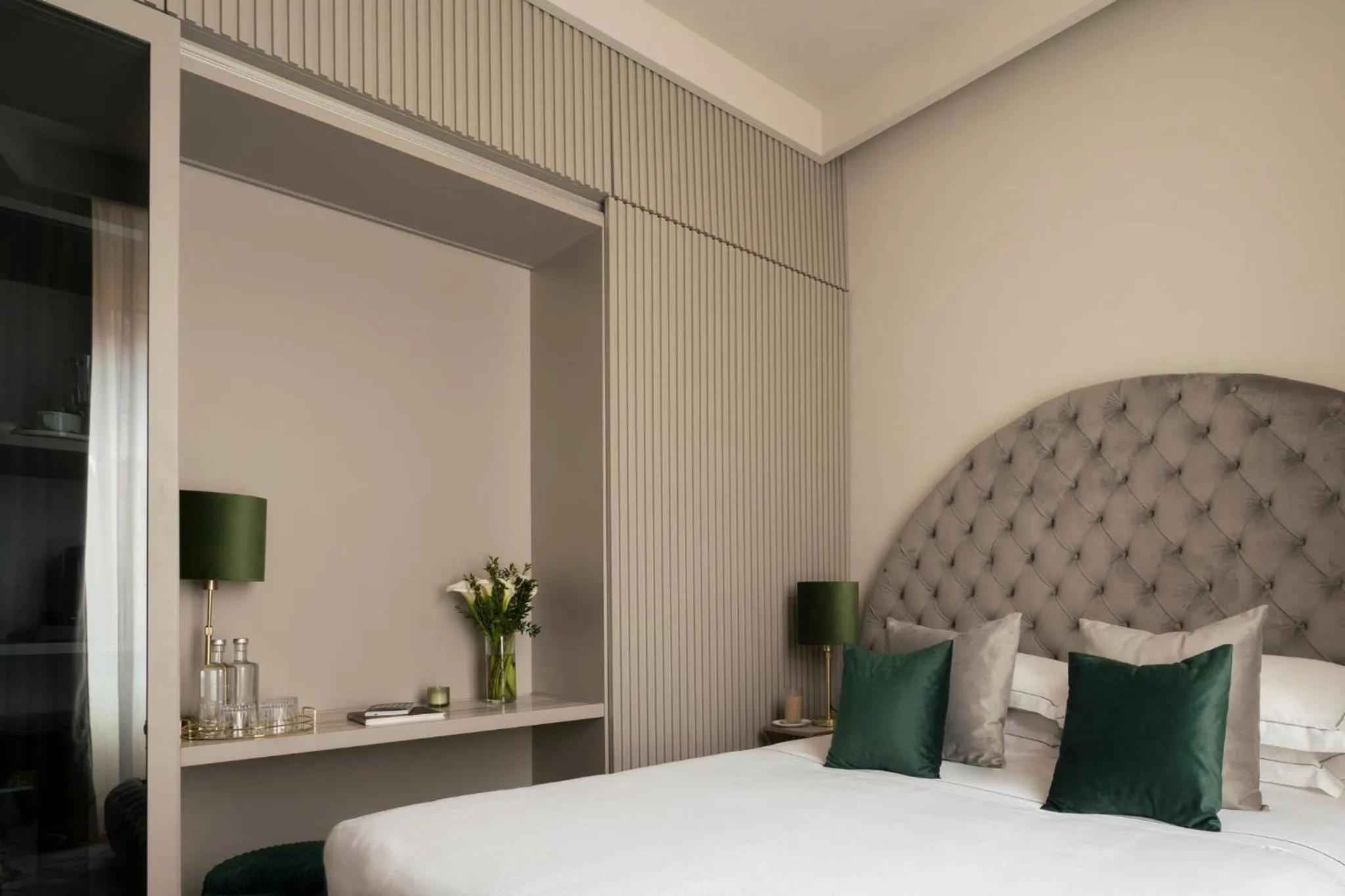 Bedroom, Bed in Antico Albergo del Sole al Pantheon