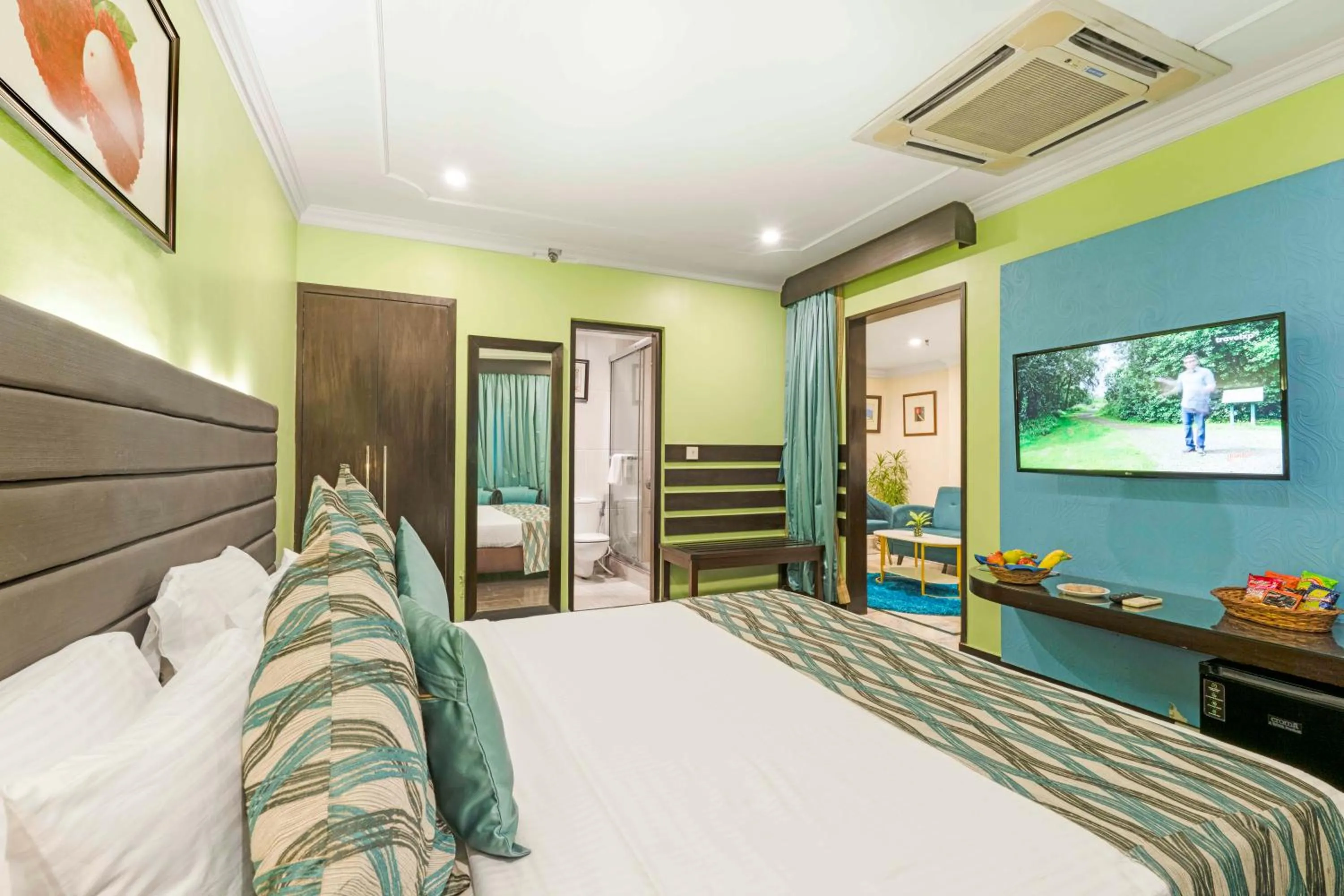 Bed in Indismart Hotel