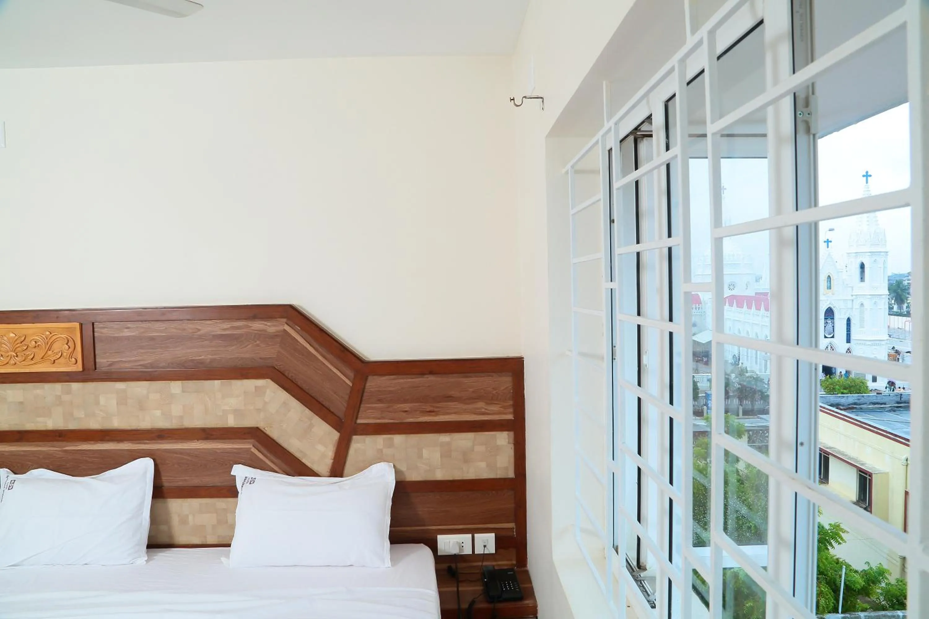 Bed in Annai in Saravana Bhavan Fine stay and Restaurant