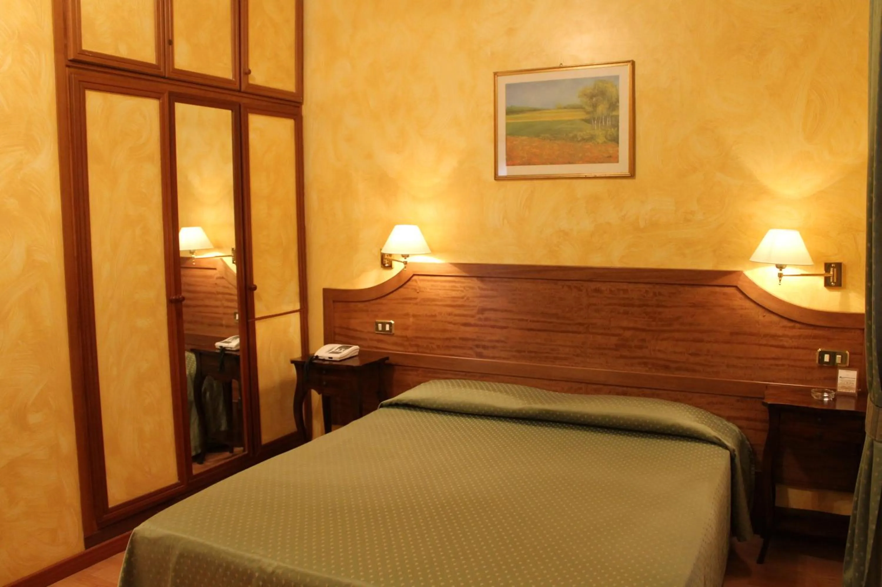 Photo of the whole room, Bed in Hotel Fiori