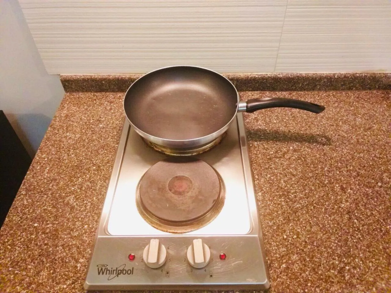 Kitchen or kitchenette in The Sentinel Residences