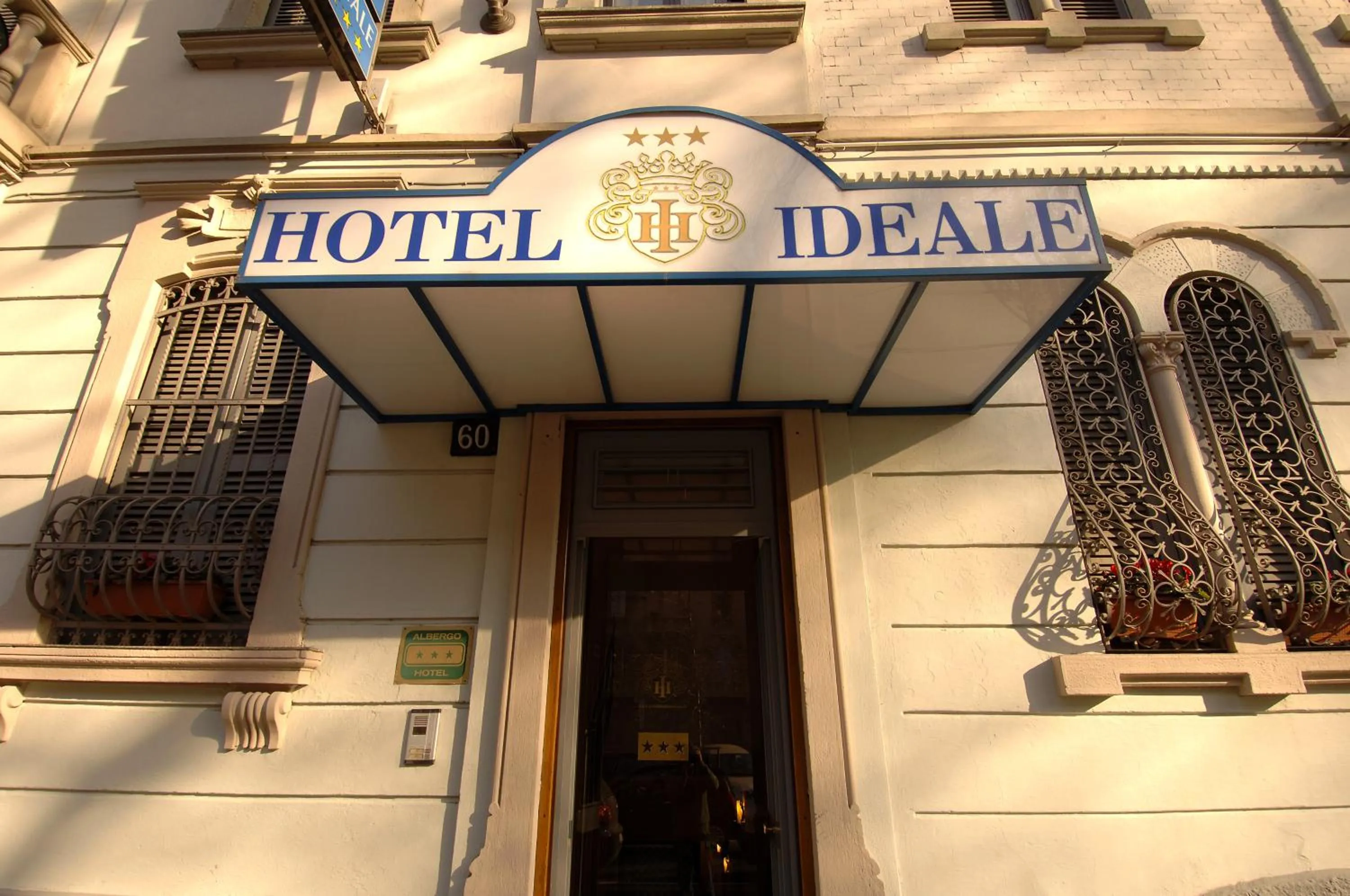 Facade/entrance in Hotel Ideale