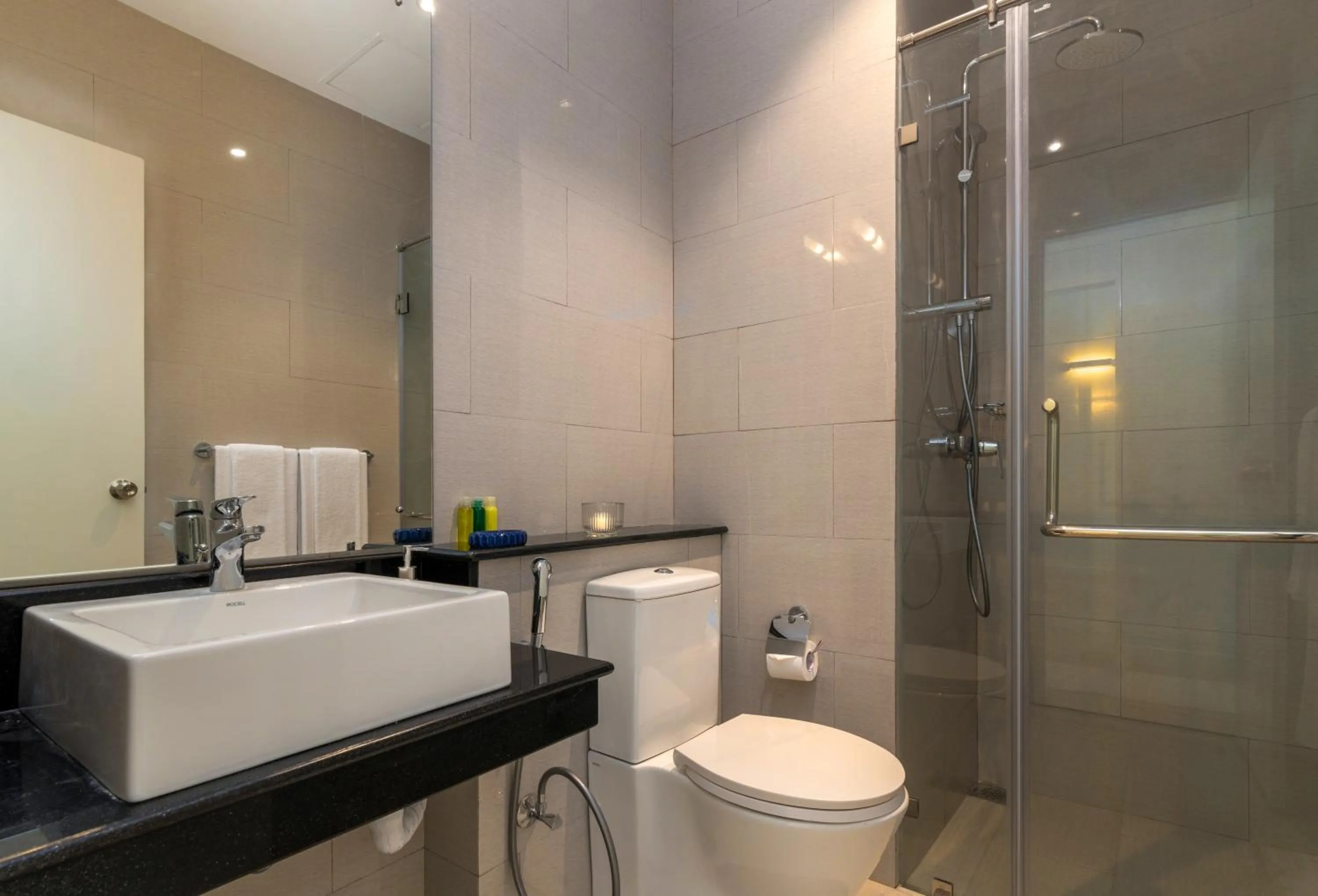 Bathroom in Oceanfront Galle by ICC