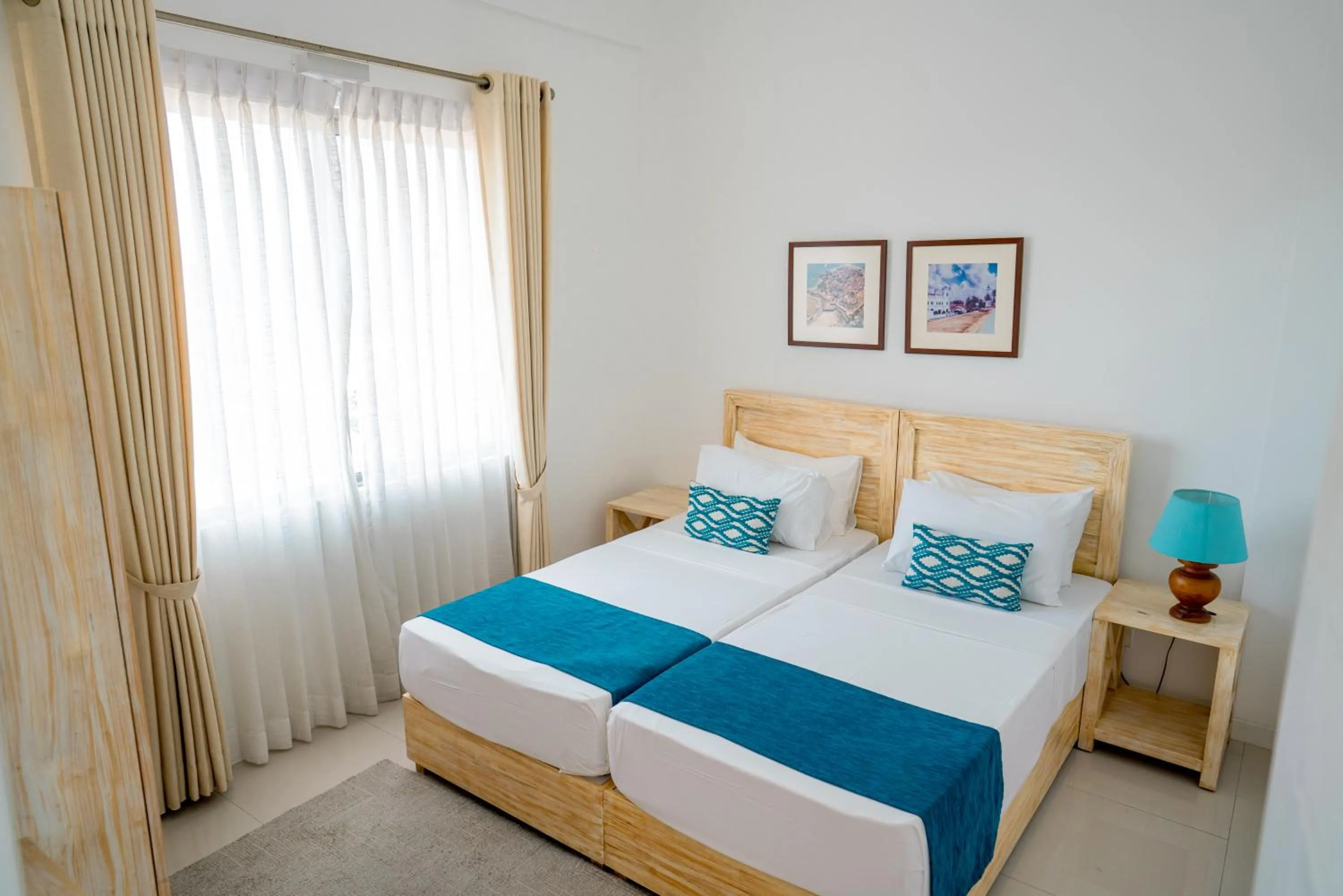 Photo of the whole room, Bed in Oceanfront Galle by ICC