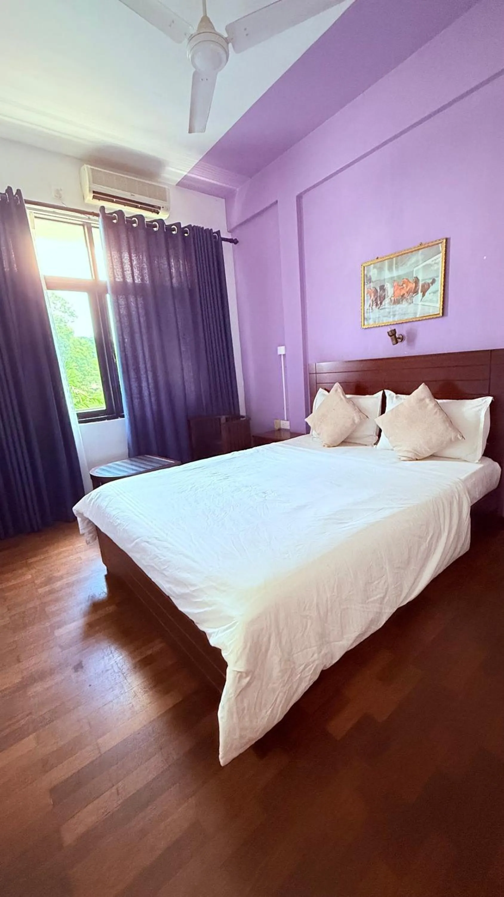 Bedroom, Bed in Subhas Tourist Hotel