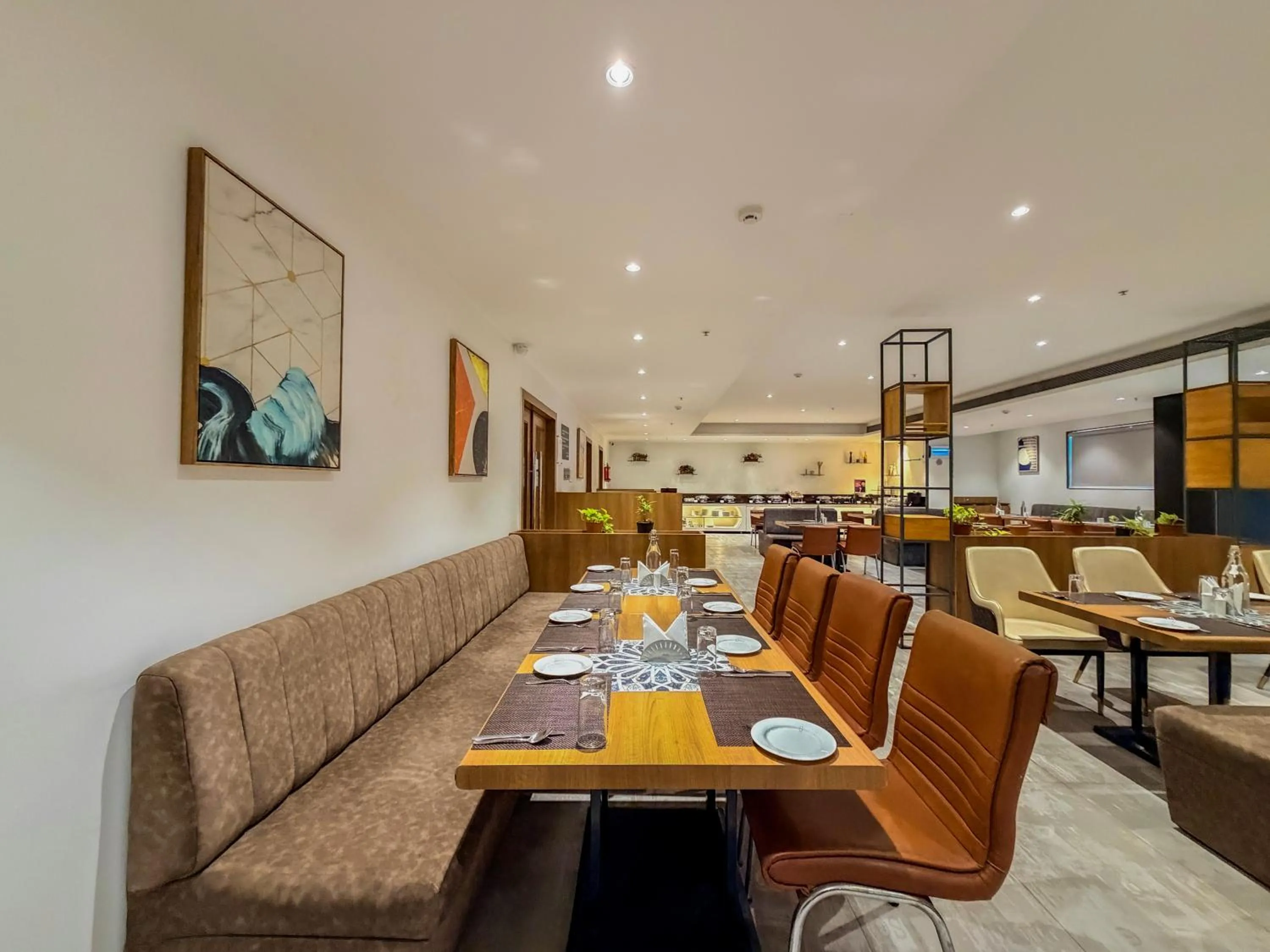 Restaurant/places to eat in Zip By Spree Hotels Chakan, Pune