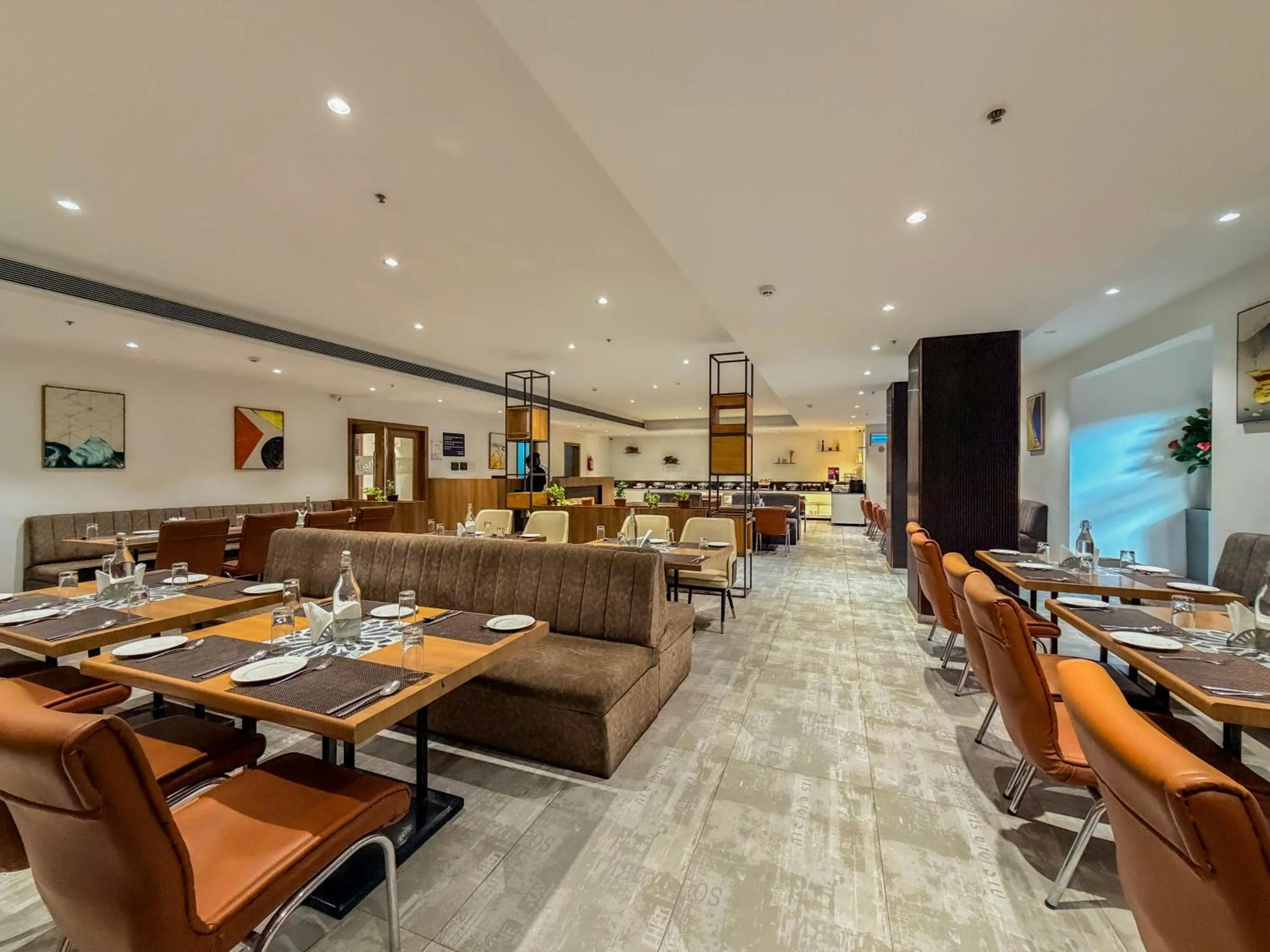 Restaurant/places to eat in Zip By Spree Hotels Chakan, Pune