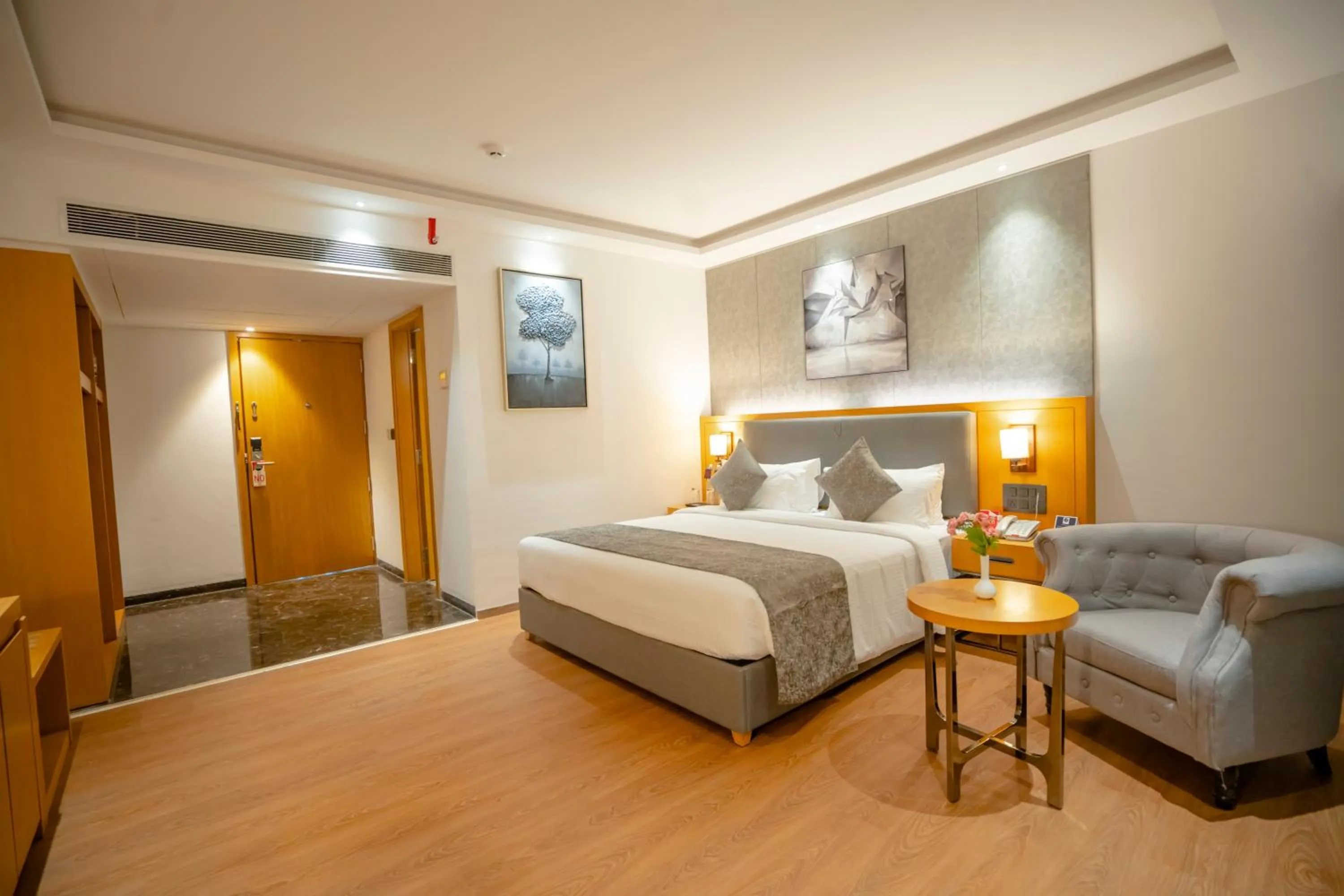 Bedroom, Bed in Zip By Spree Hotels Chakan, Pune