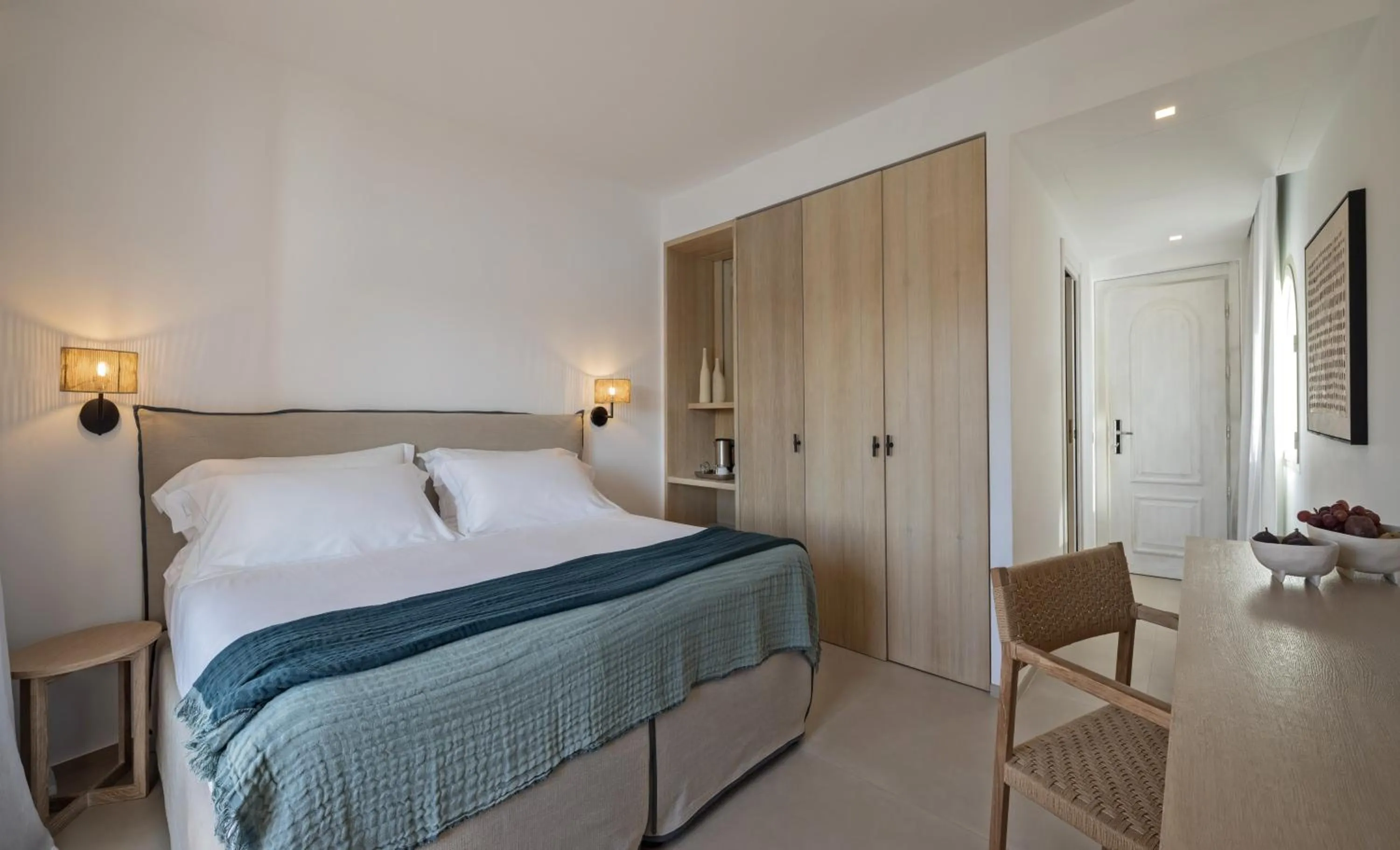 Bed in Gabbiano Azzurro Hotel & Suites