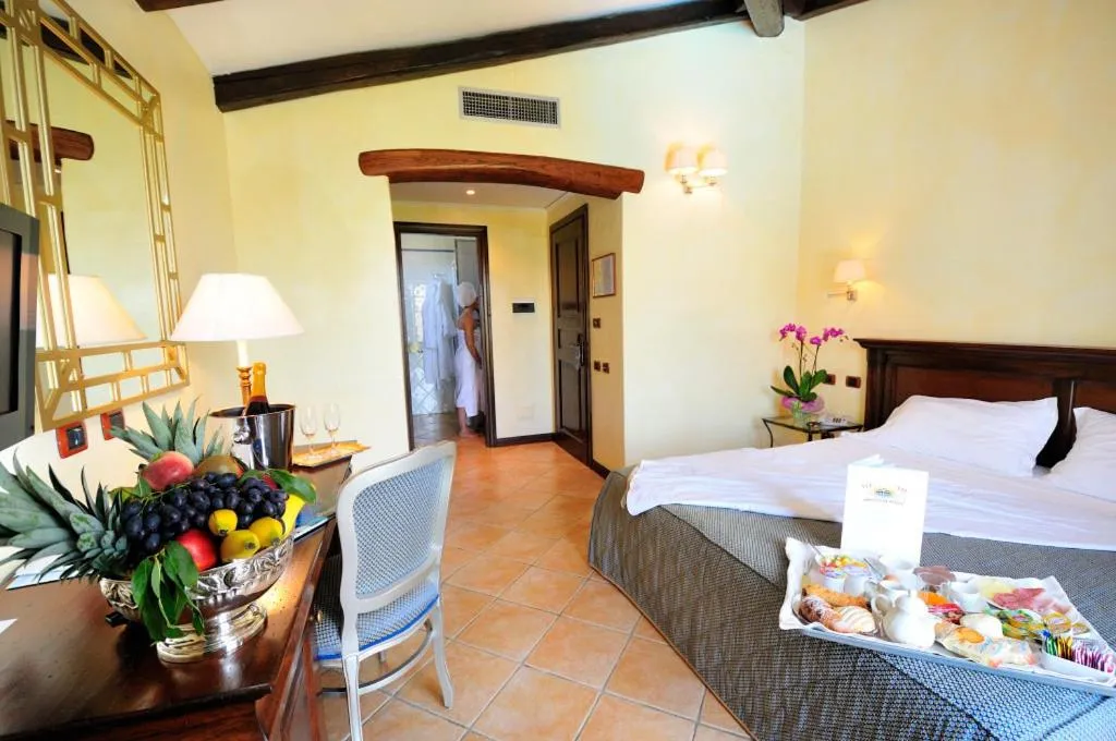 Photo of the whole room, Bed in Hotel Arbatasar