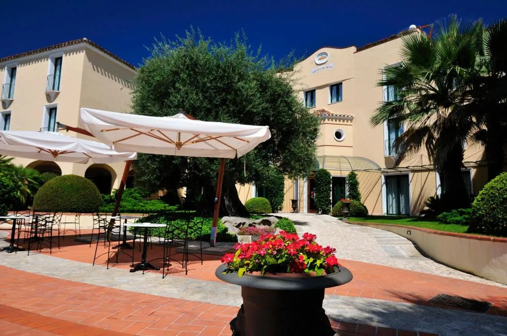 Property building in Hotel Arbatasar