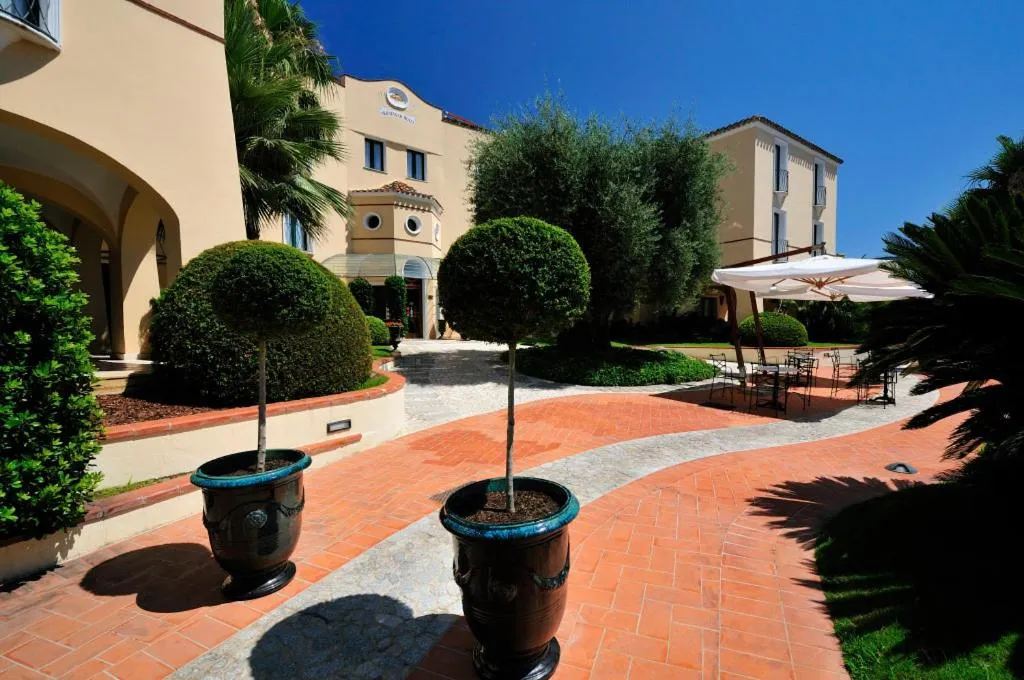 Property building in Hotel Arbatasar