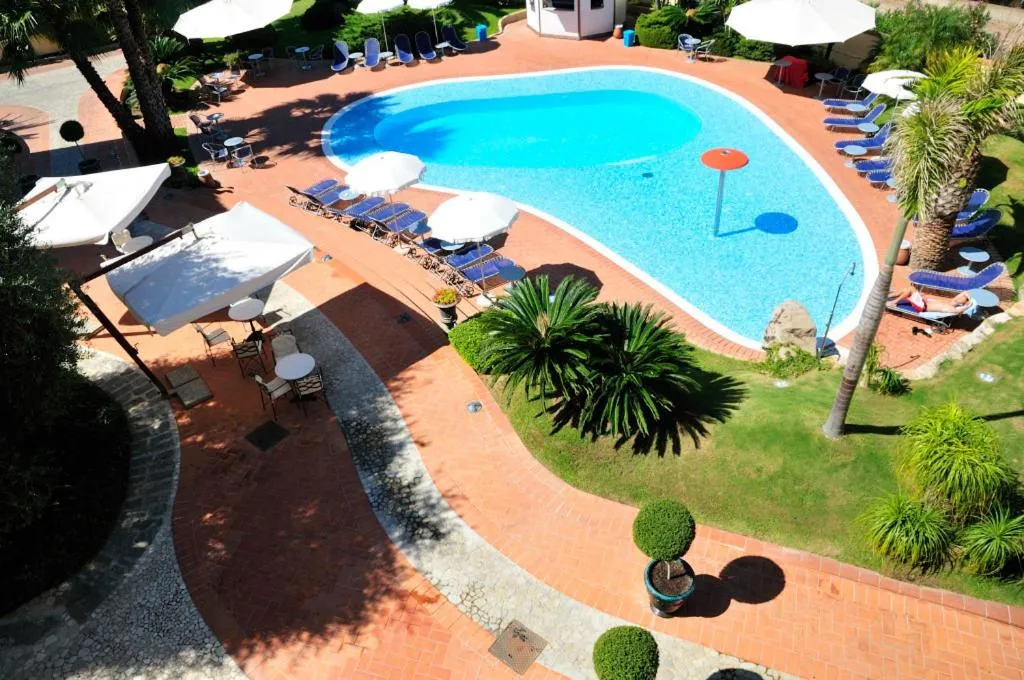 Day in Hotel Arbatasar