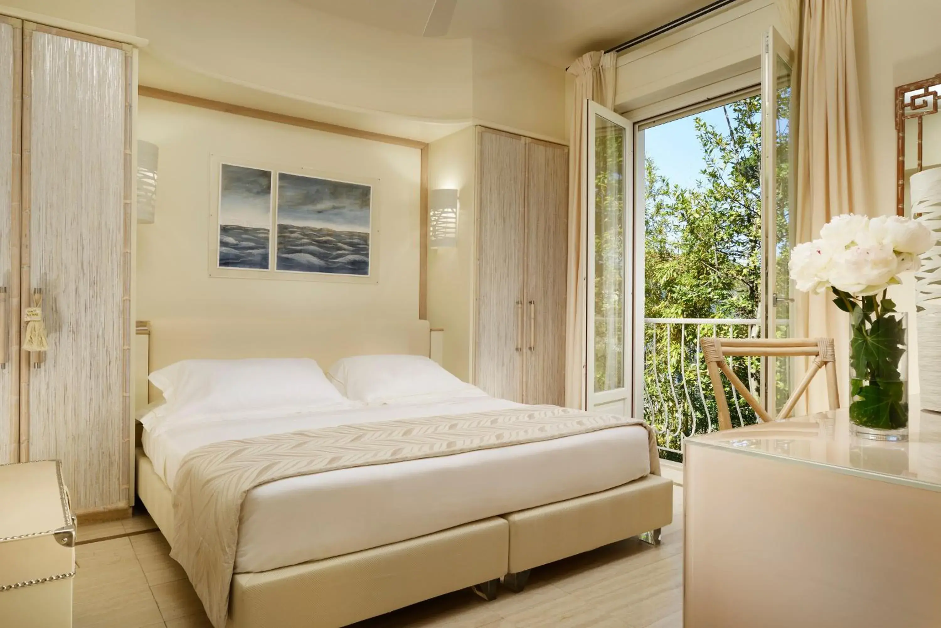 Classic Room in Villa Roma Imperiale Classic Room in Villa Roma Imperiale