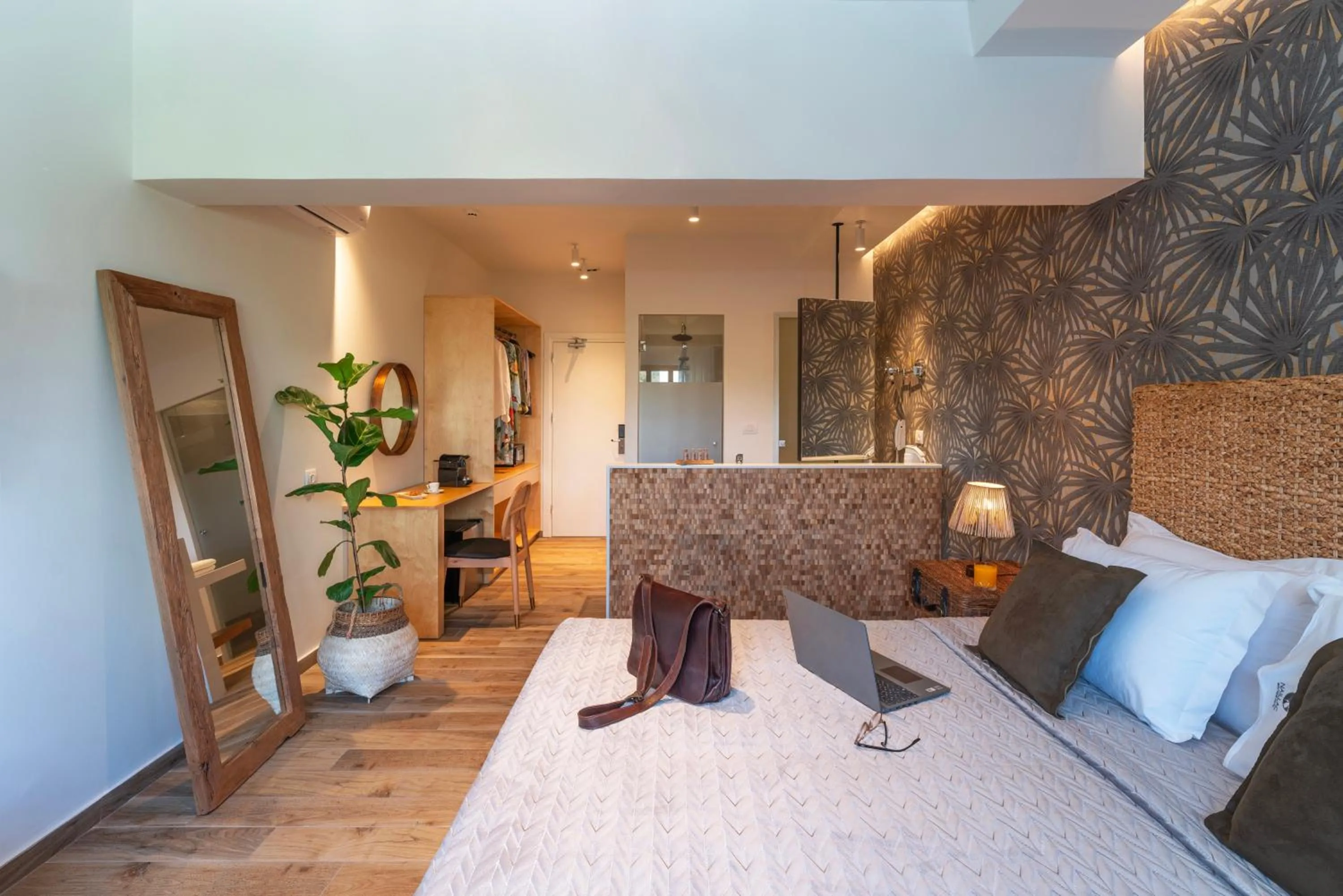 Photo of the whole room, Bed in Naillac Boutique Hotel