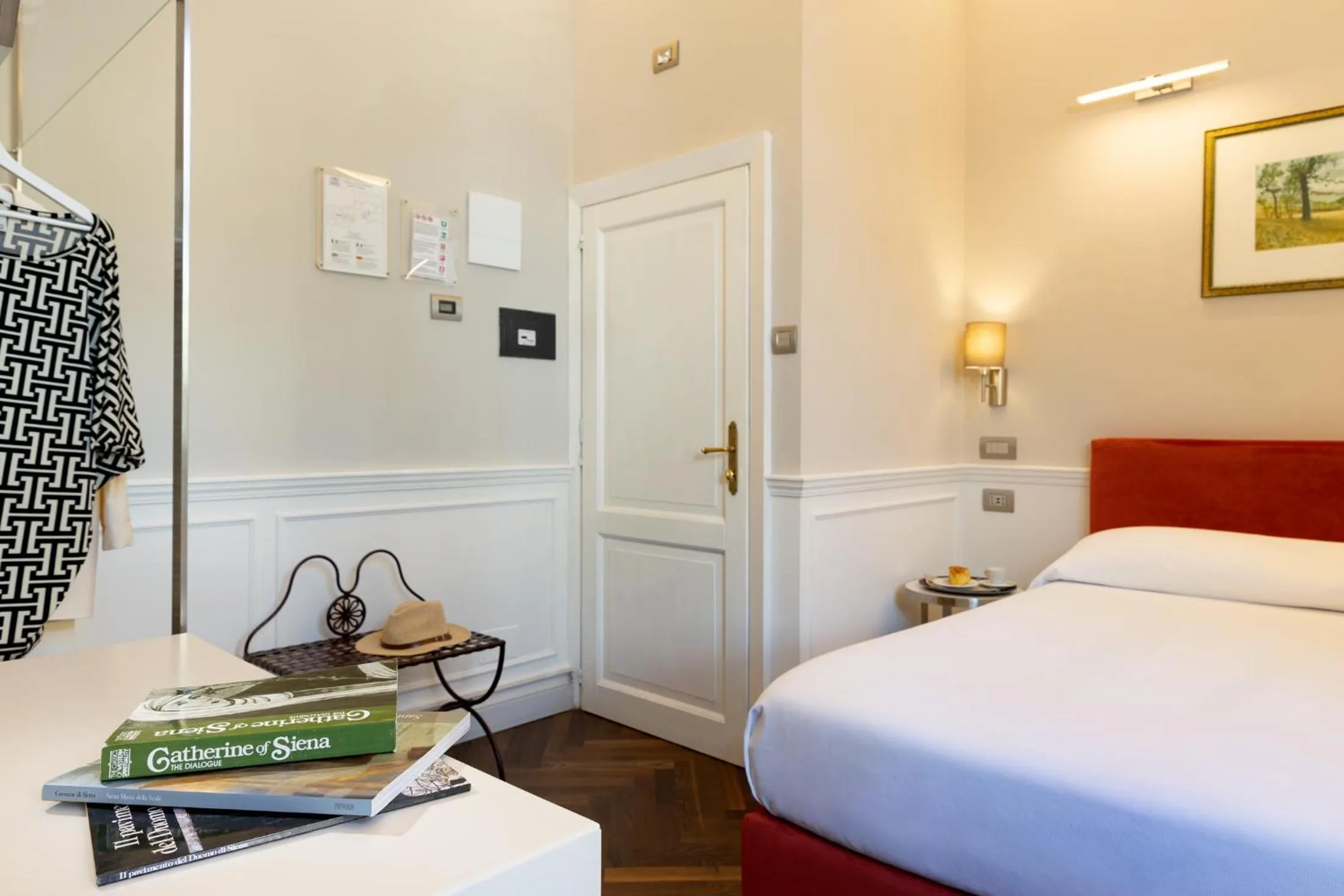 Bedroom, Bed in Albergo Chiusarelli